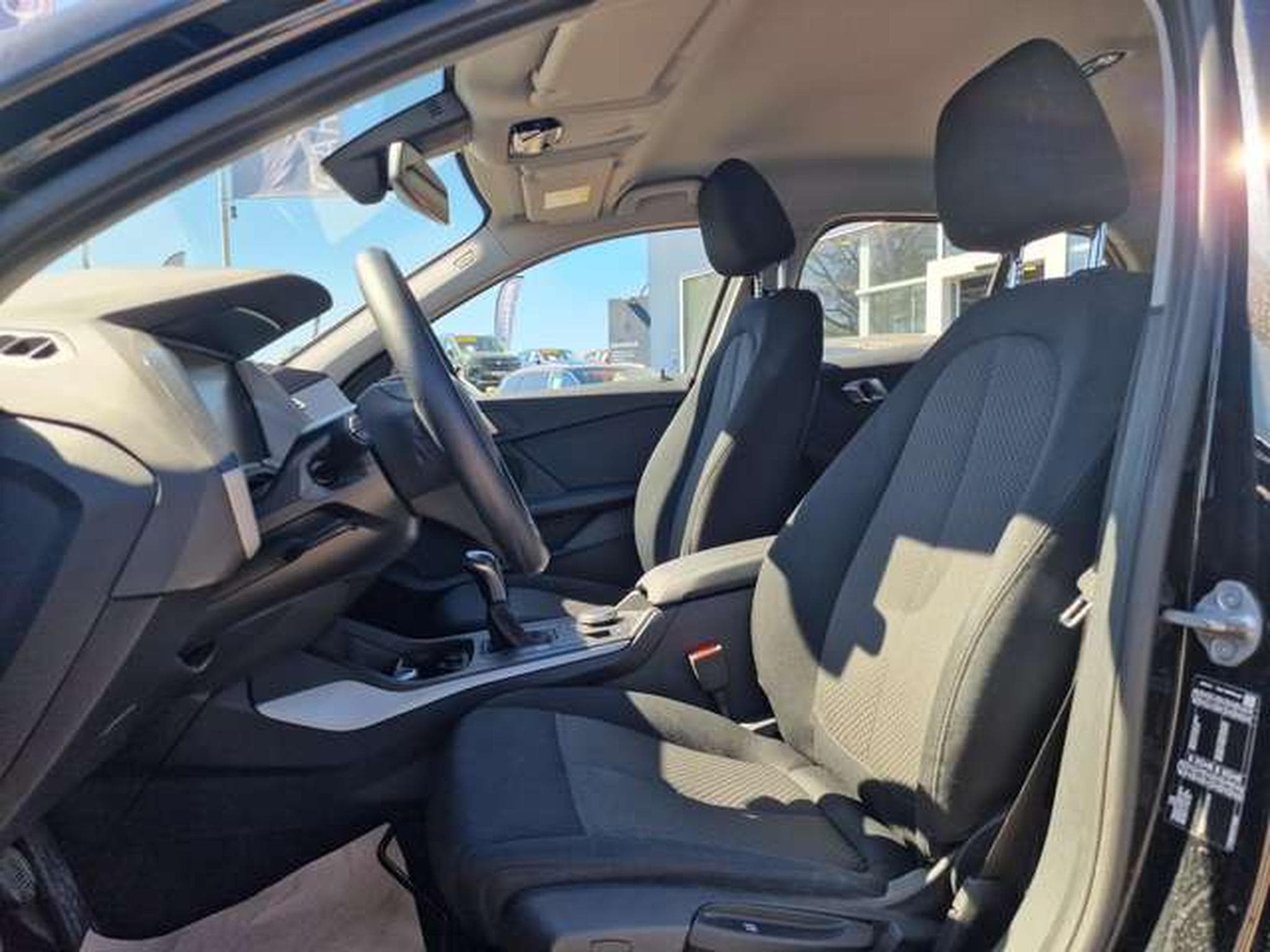 BMW 116 116 d Advantage (2022) - Photo 5