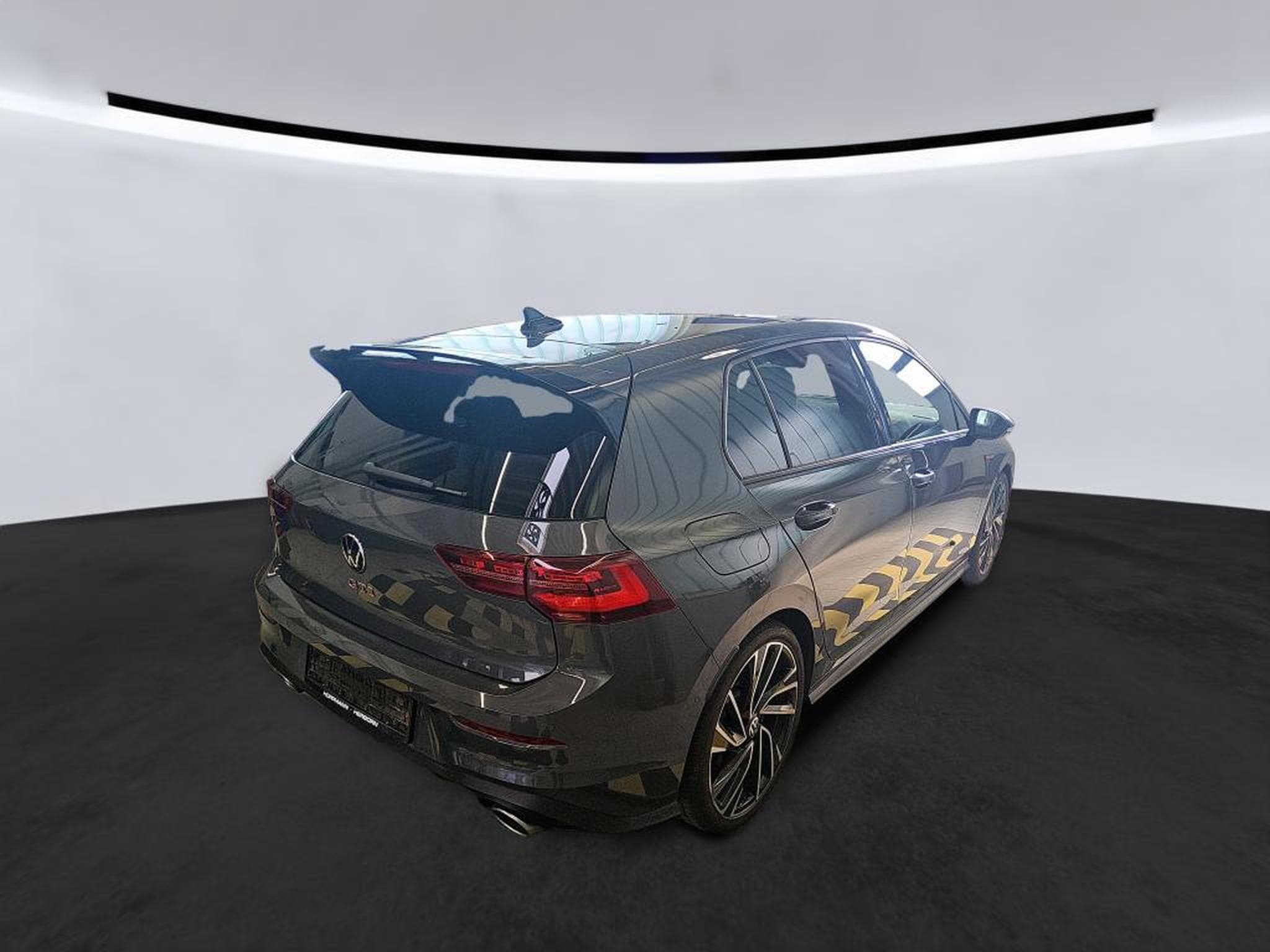 VW Golf GTI Clubsport 2.0 TSI 300 CV DSG7 *MATRIX* *DCC* *PANO* (2024) - Foto 5