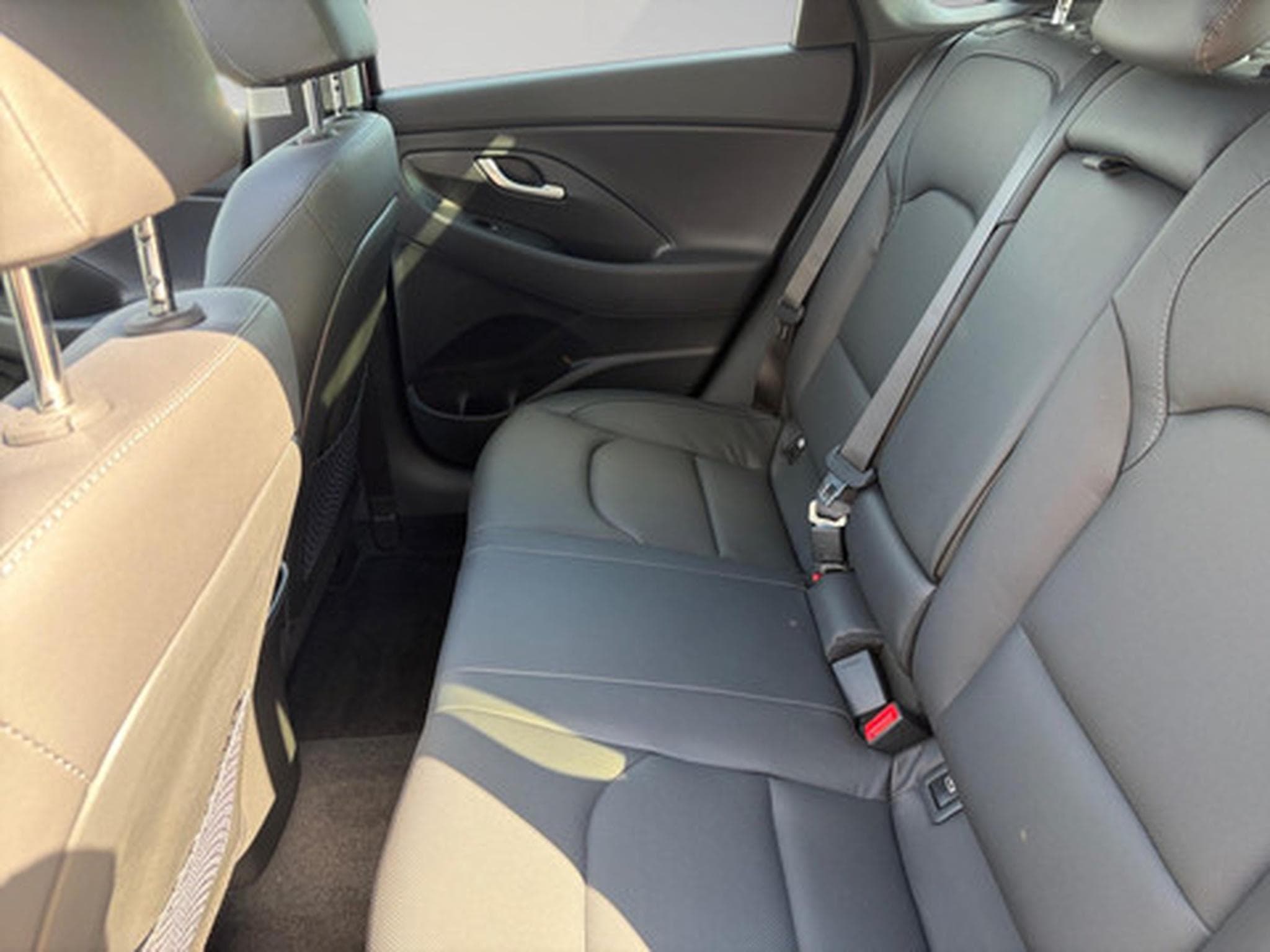 Hyundai i30 1.5 T-GDi 118kW Sky DCT (2023) - Photo 11