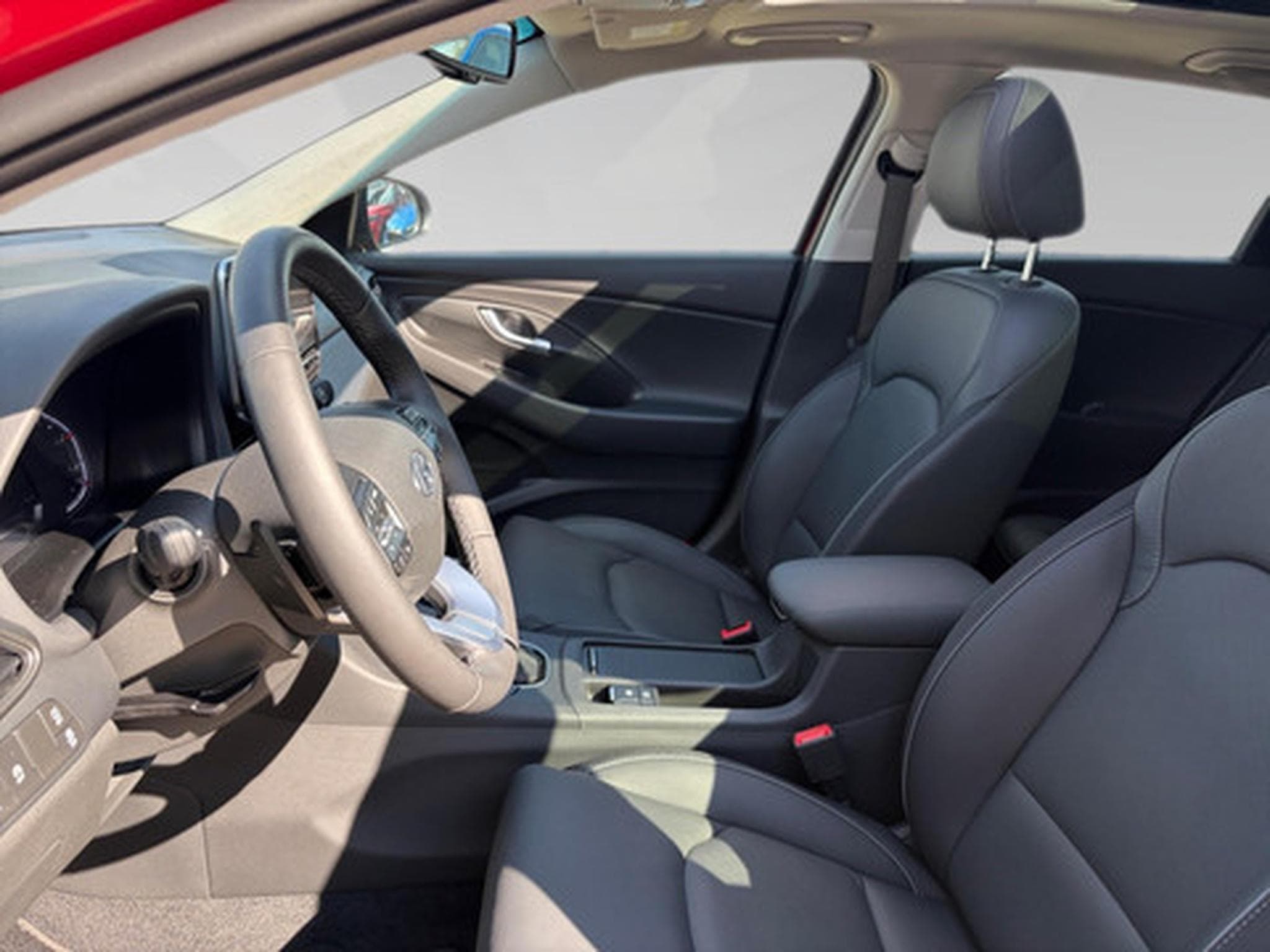 Hyundai i30 1.5 T-GDi 118kW Sky DCT (2023) - Photo 4