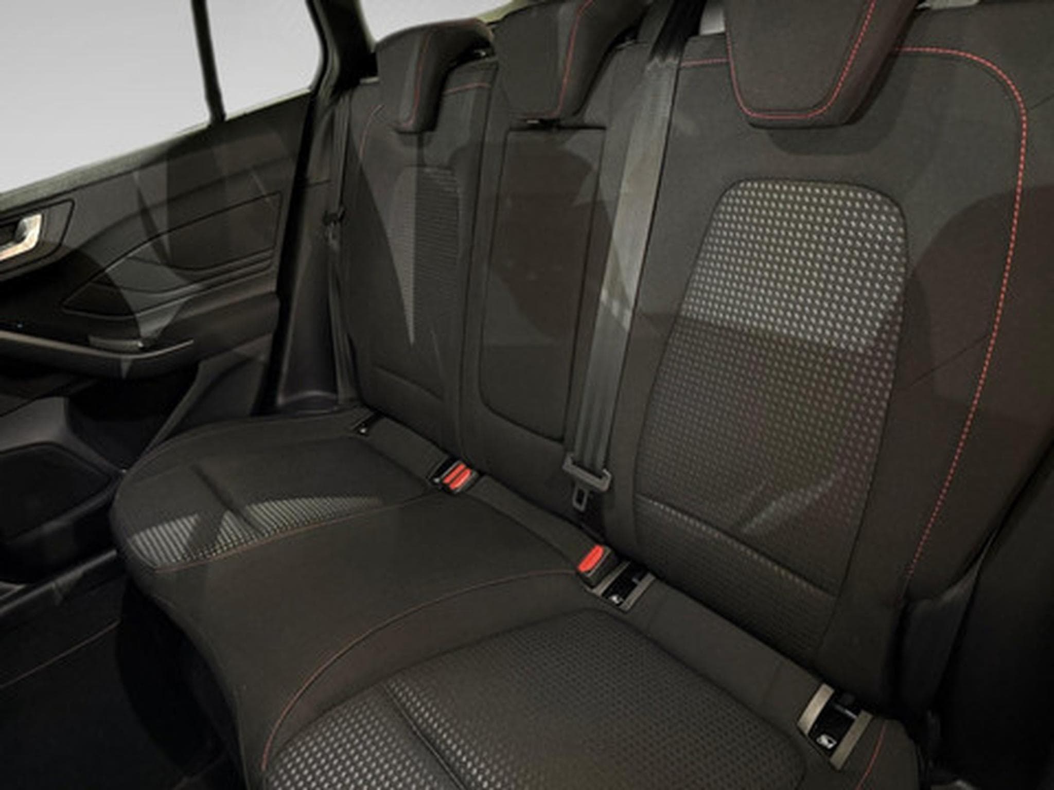 Ford Focus Clipper 1.0i EcoBoost MHEV 92kW ST-Line X (2026) - Foto 11