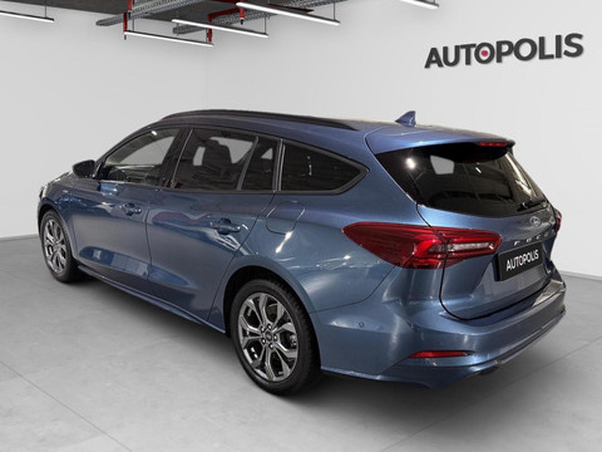 Ford Focus Clipper 1.0i EcoBoost MHEV 92kW ST-Line X (2026) - Foto 13