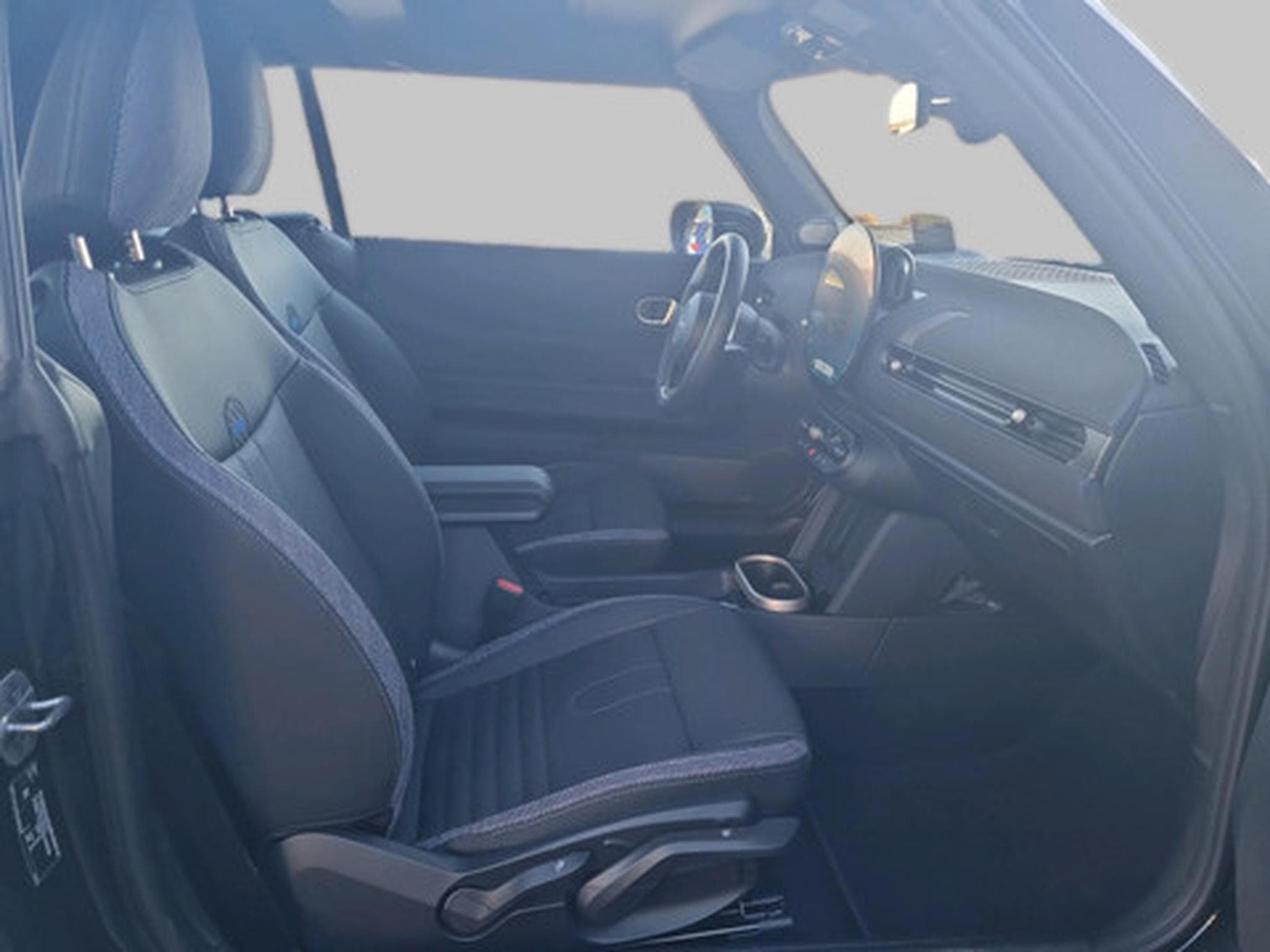 Mini Cooper MINI Cabrio C (2026) - Foto 4