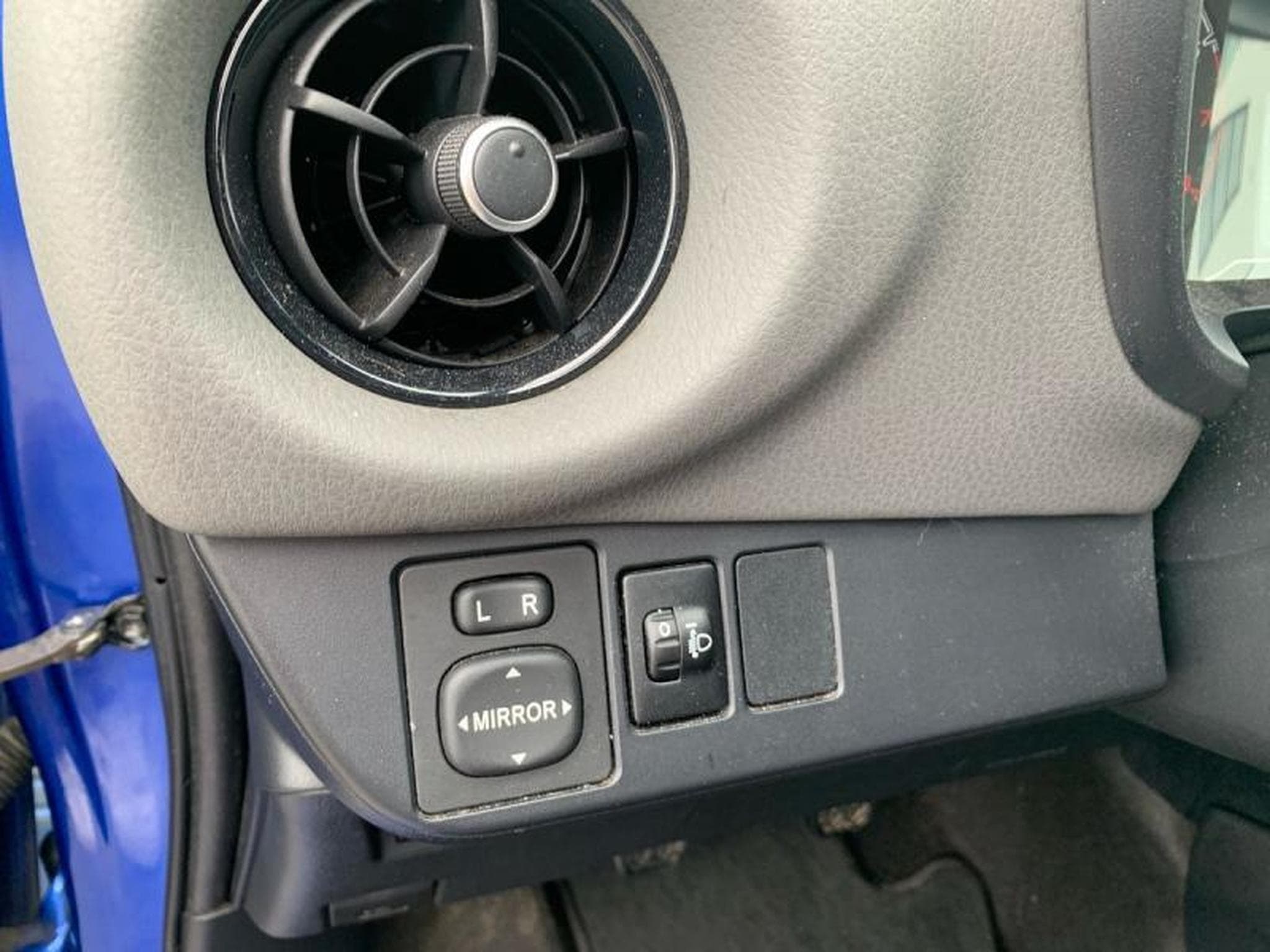 Toyota Yaris Yaris (2020) - Foto 16