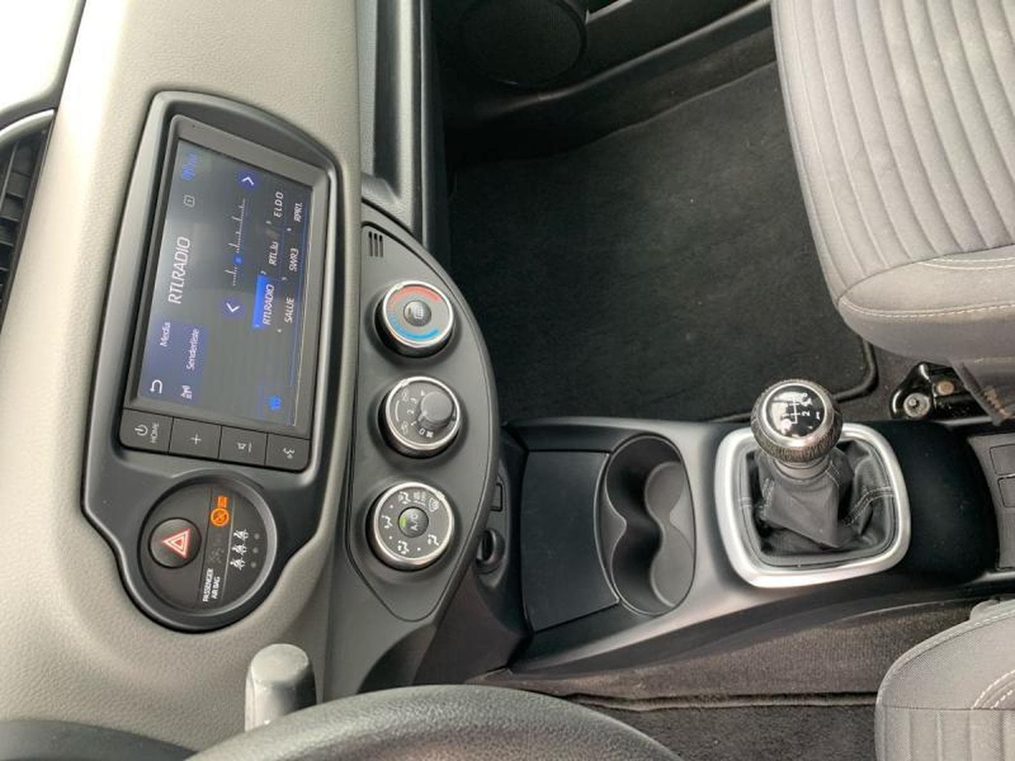 Toyota Yaris Yaris (2020) - Foto 18