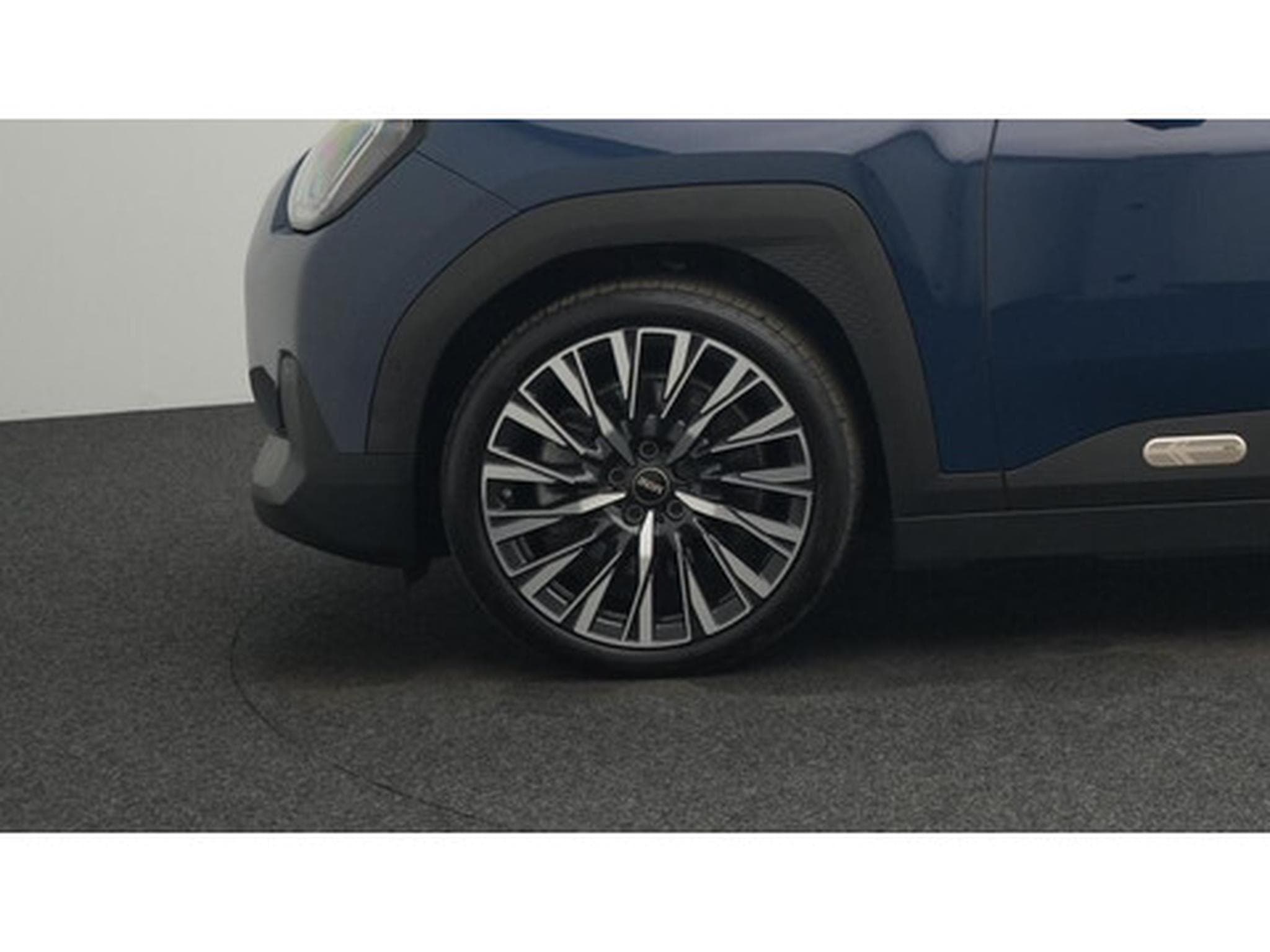 Mini Aceman SE (2026) - Photo 16