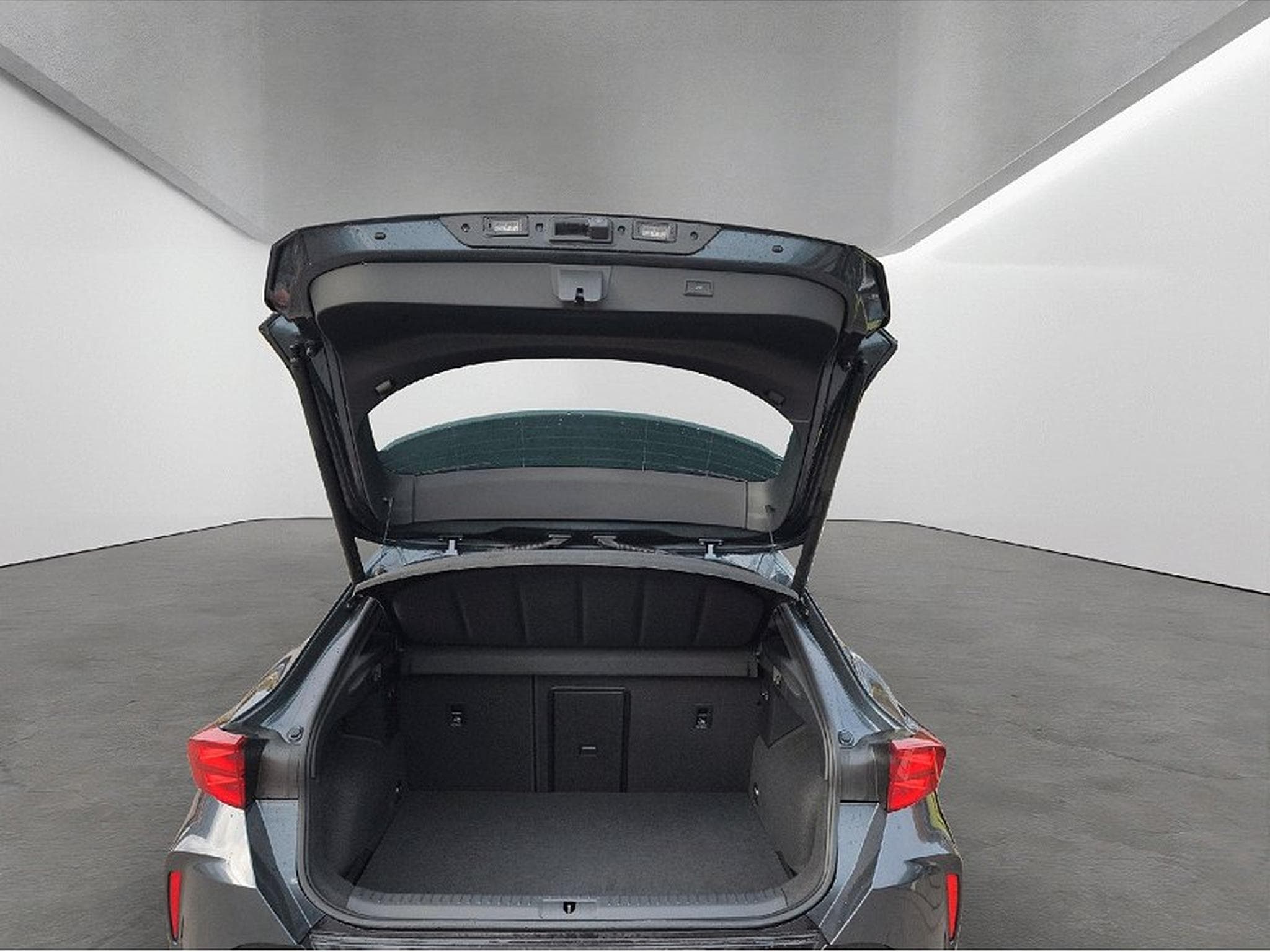 Cupra Formentor (2025) - Photo 14