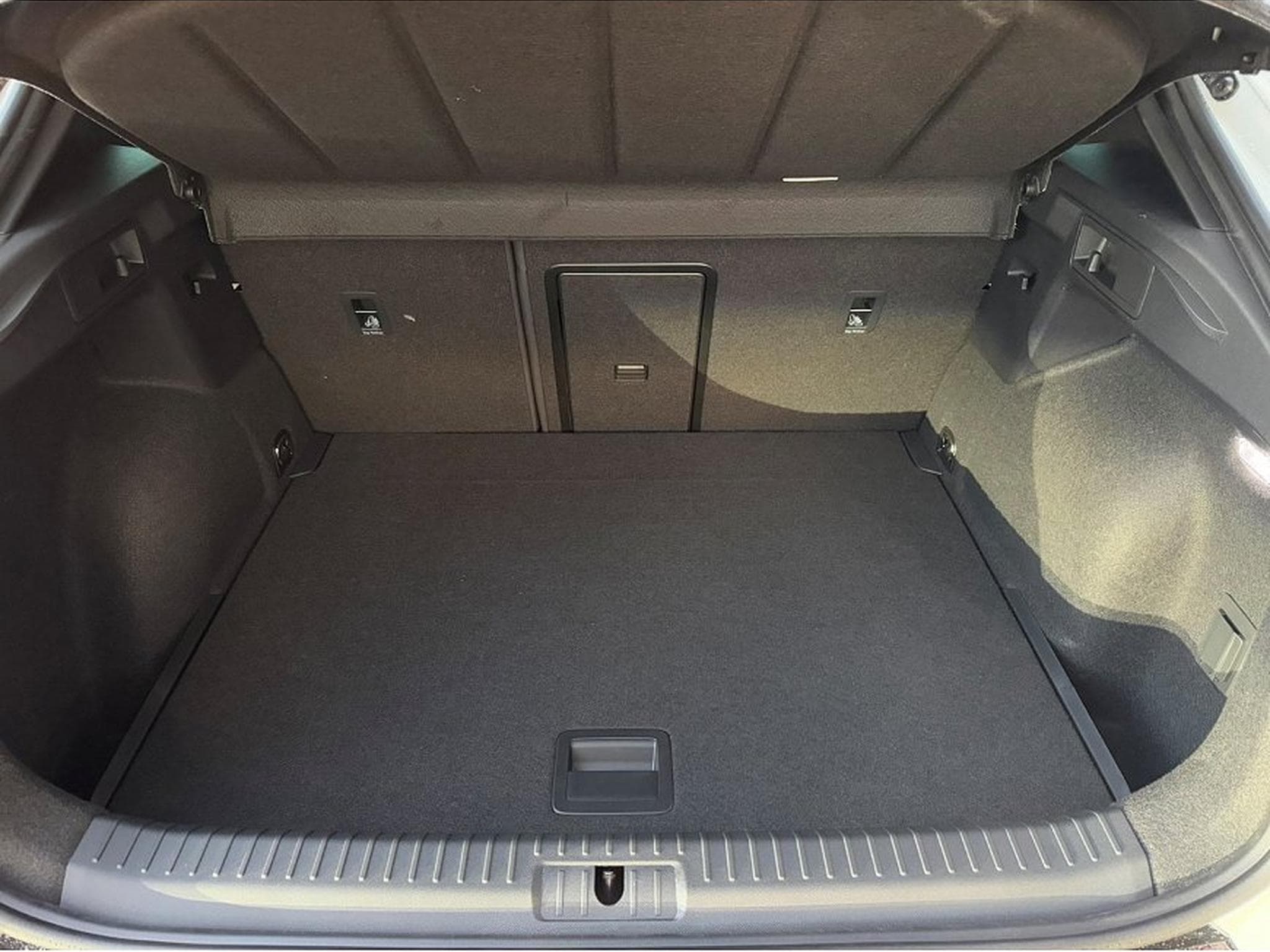 Cupra Formentor (2024) - Photo 4