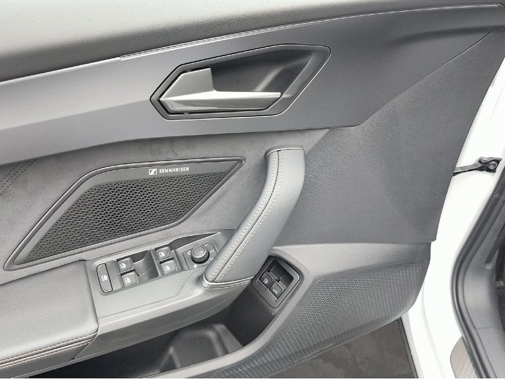 Cupra Formentor (2025) - Photo 9