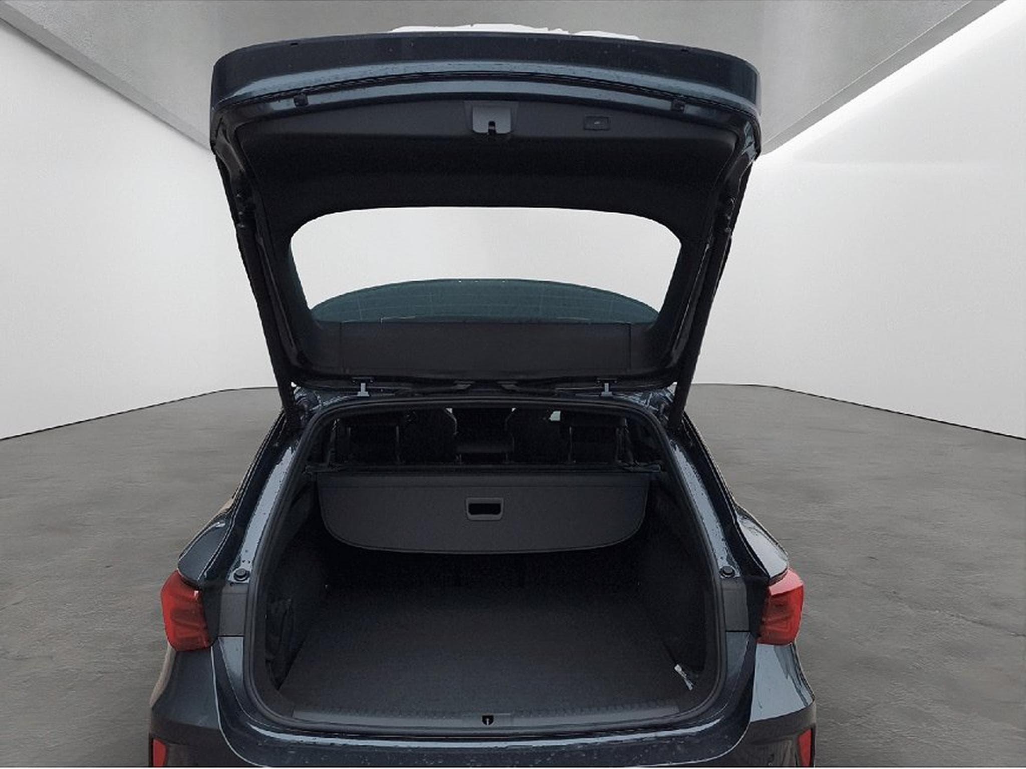 Cupra Leon (2025) - Photo 14