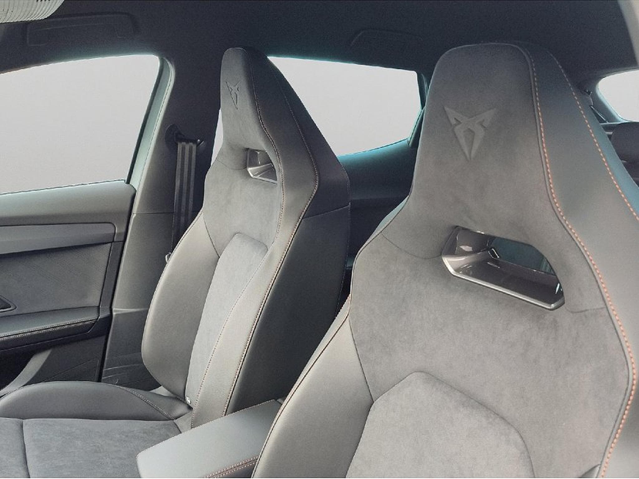 Cupra Formentor (2025) - Photo 6