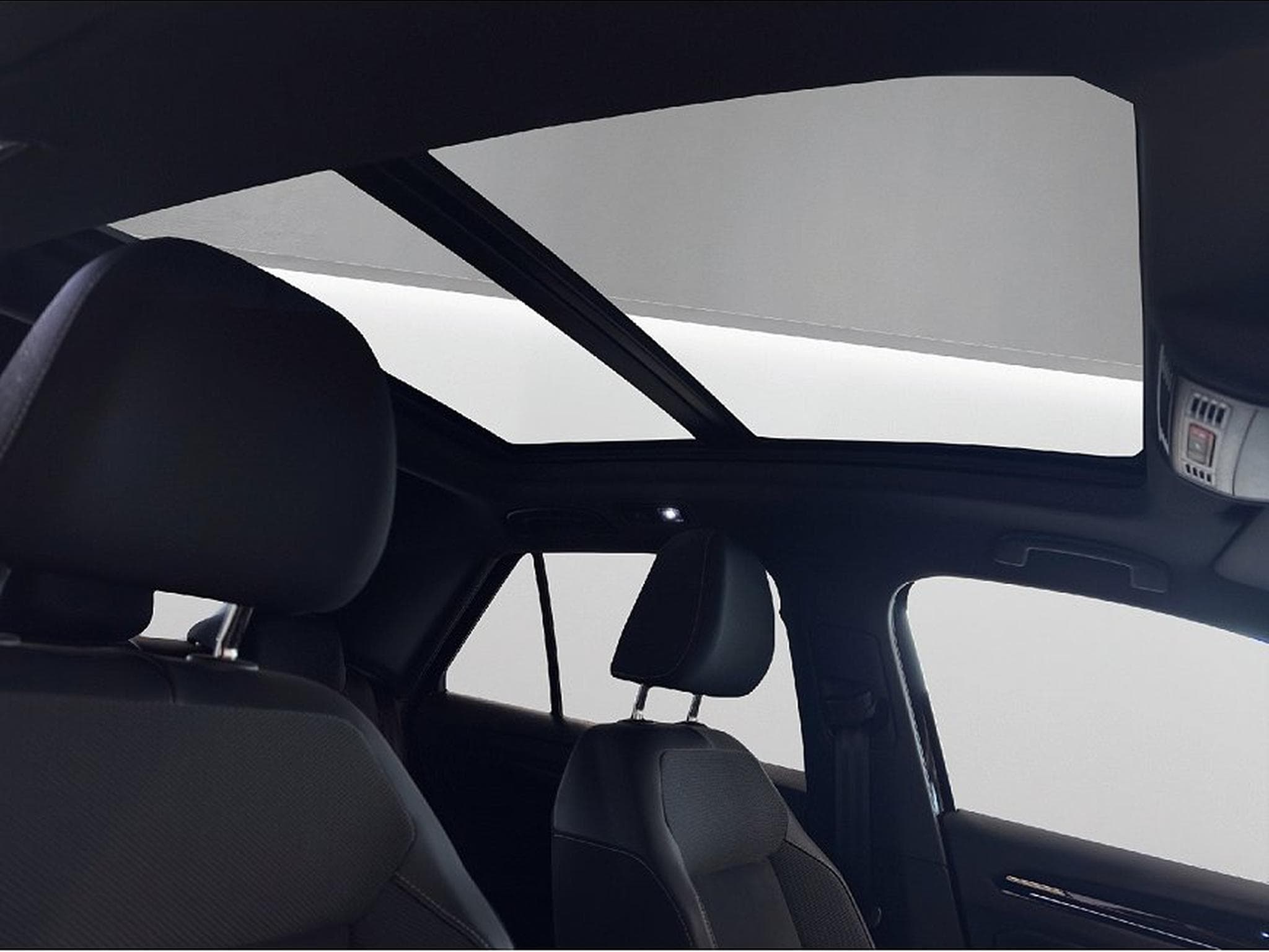 VW T-Roc (2025) - Photo 21