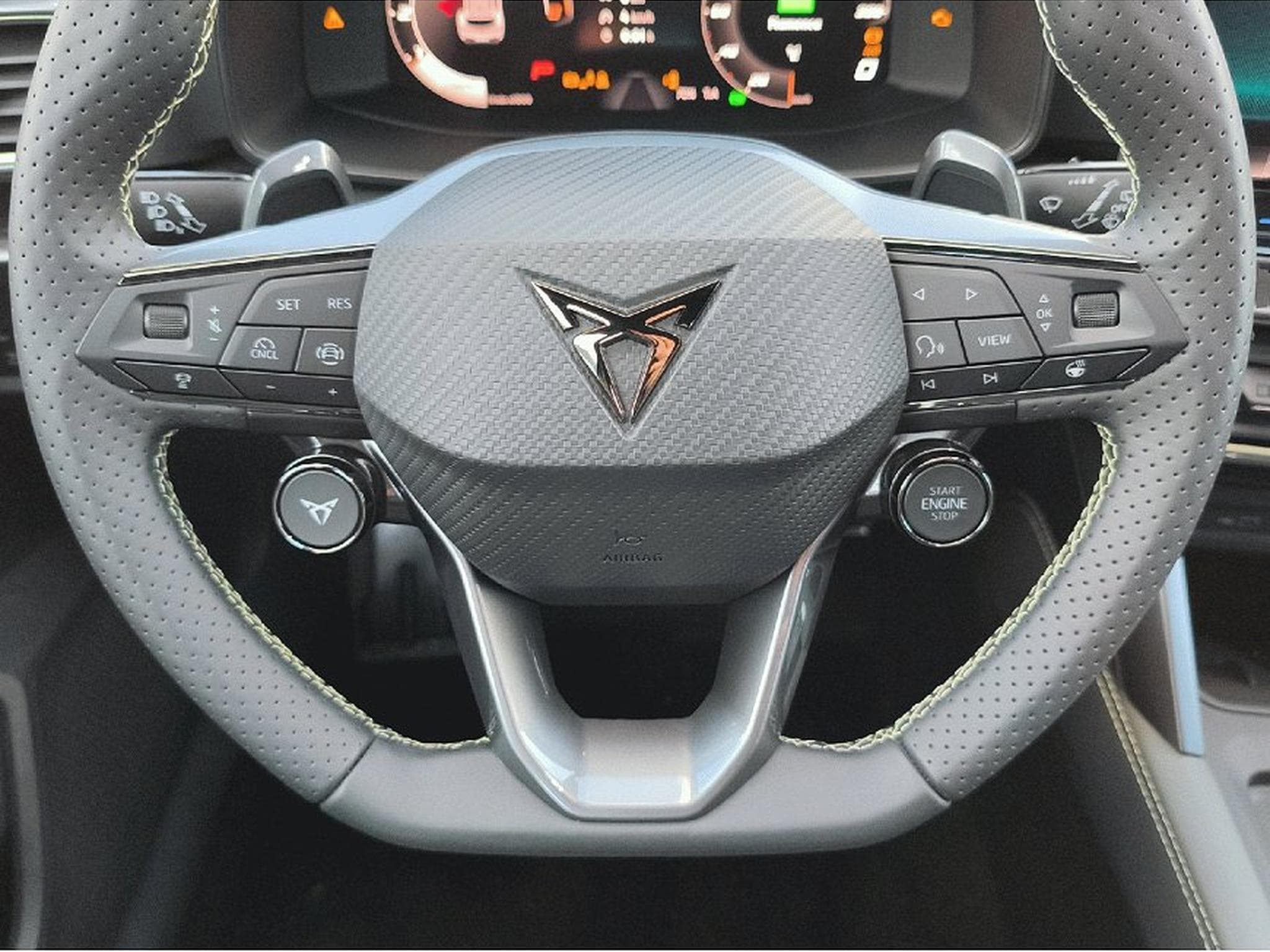 Cupra Formentor (2025) - Photo 12