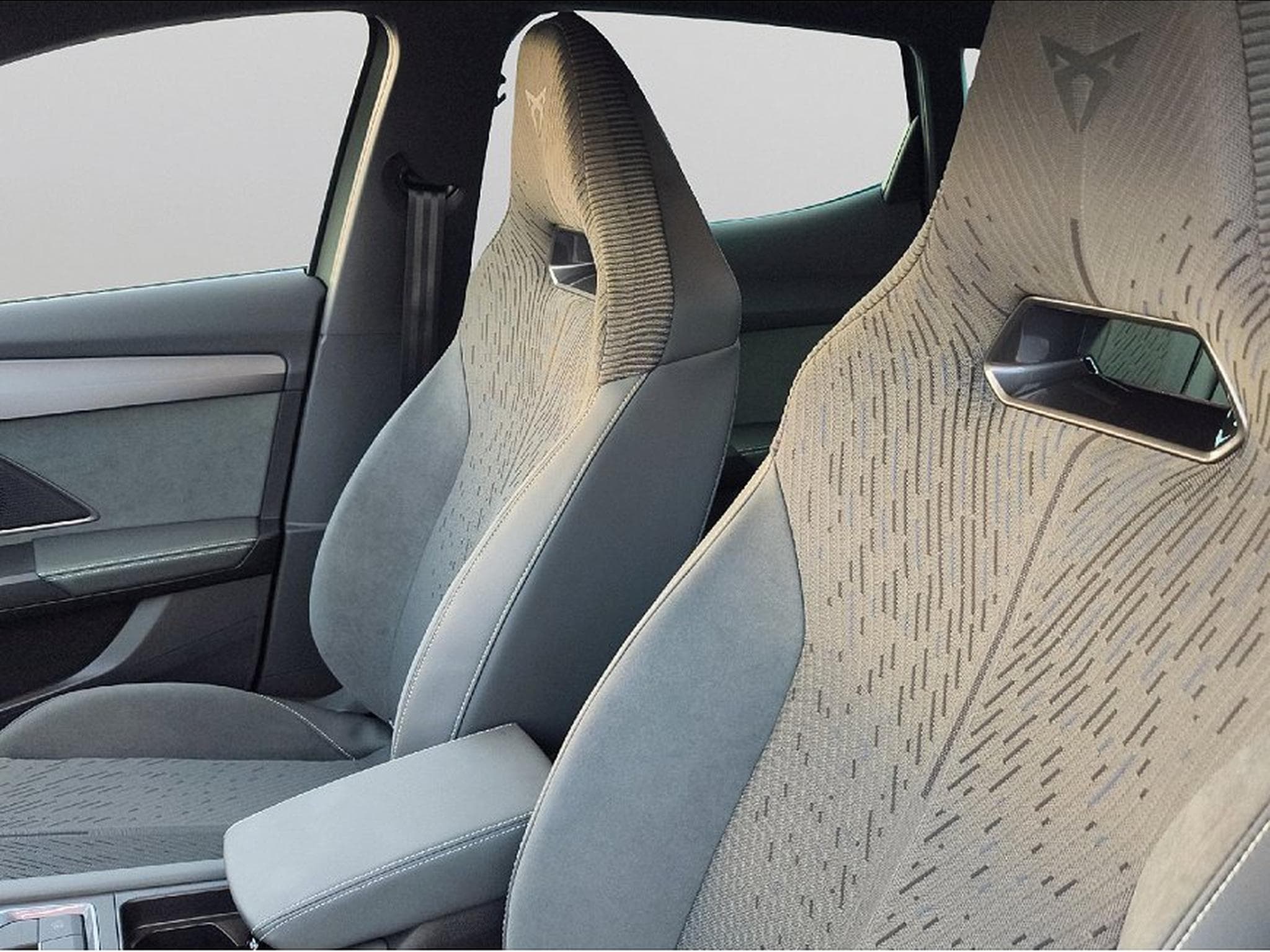 Cupra Formentor (2025) - Photo 6