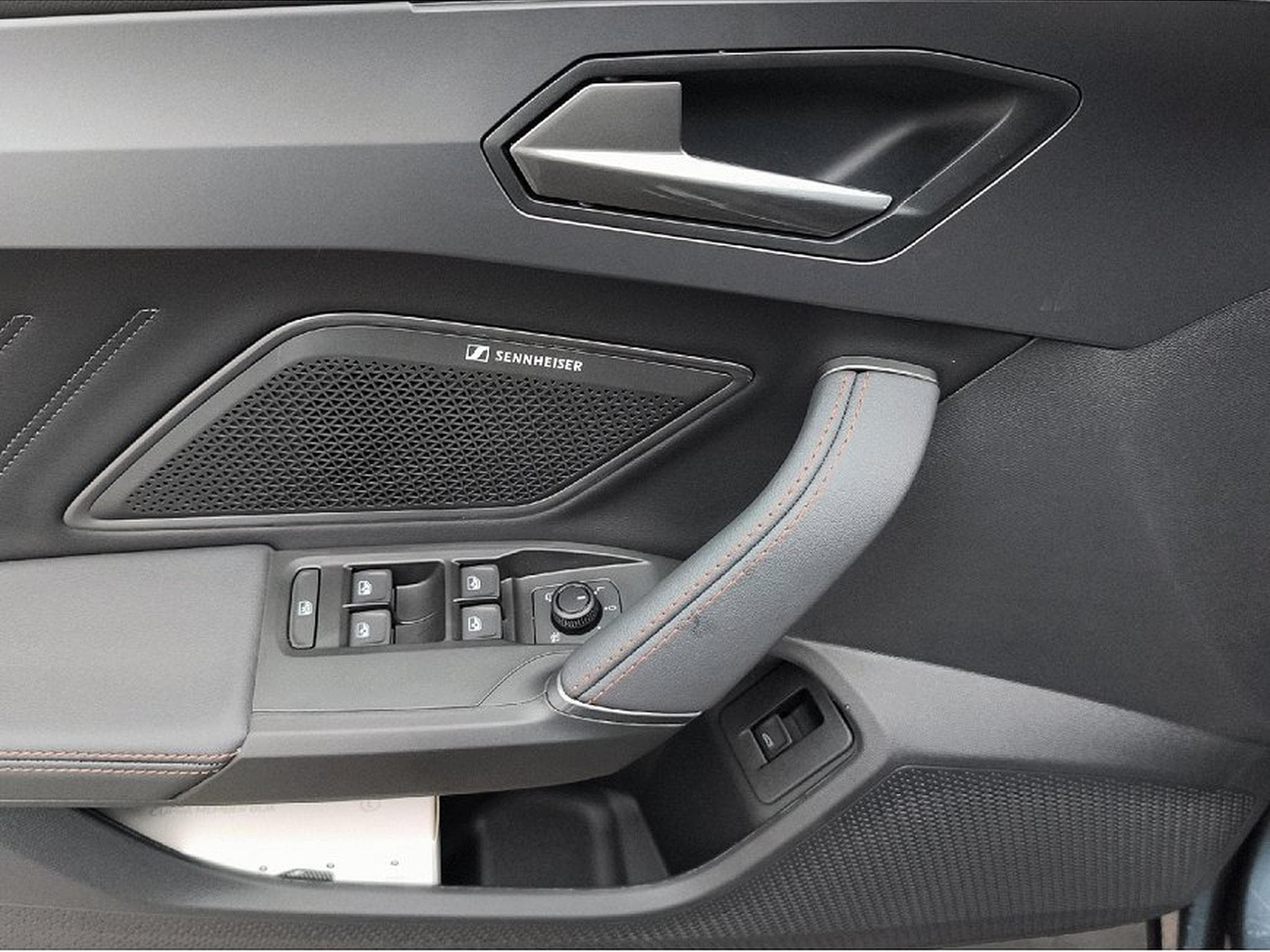 Cupra Formentor (2025) - Photo 9