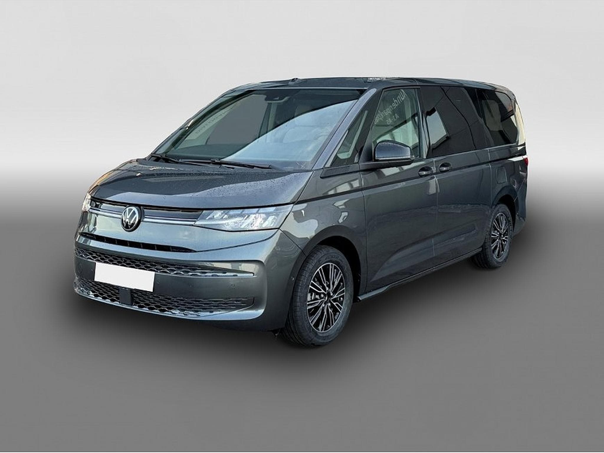 VW Multivan (2024) - Photo 1