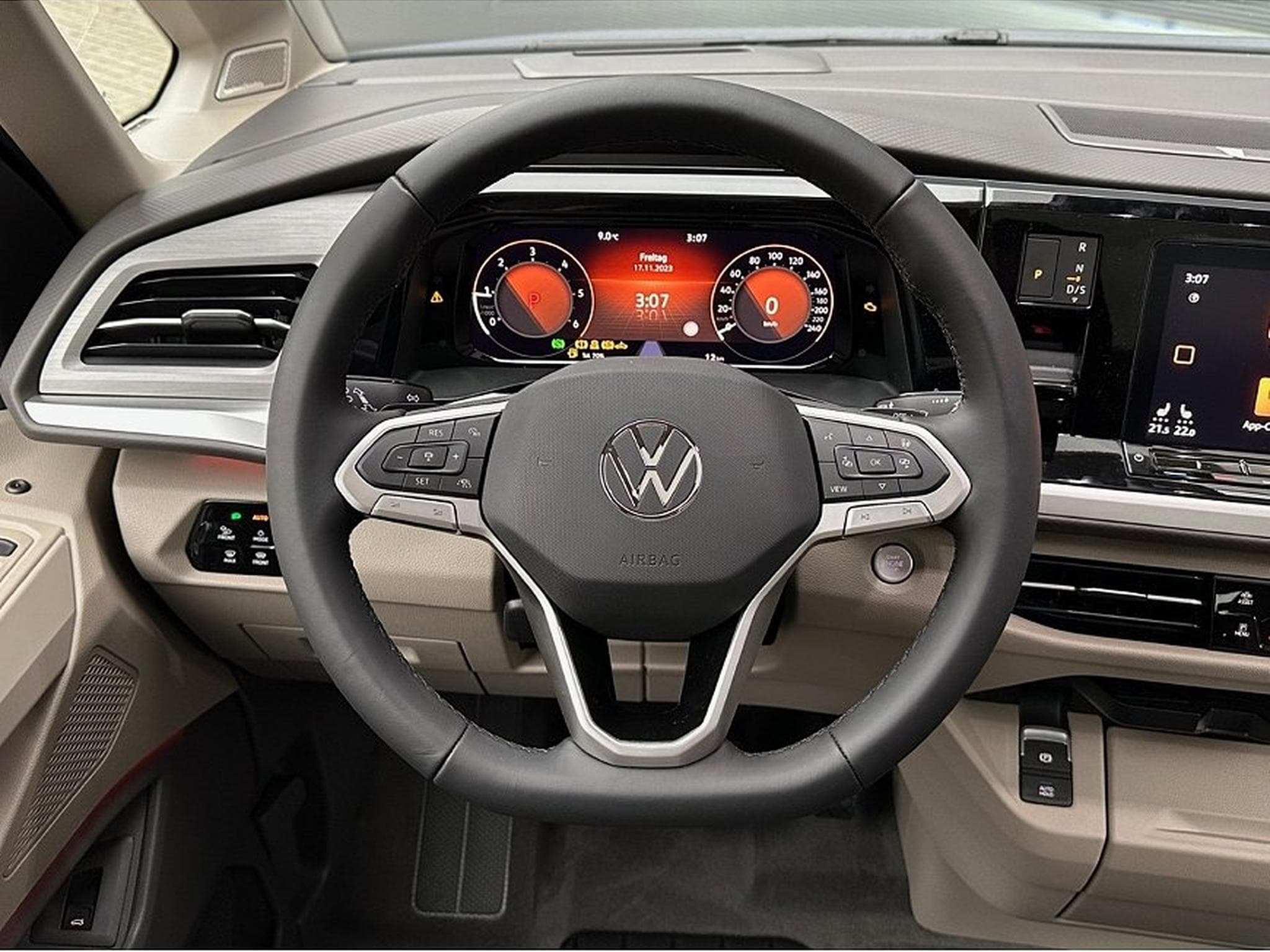 VW Multivan (2024) - Photo 10