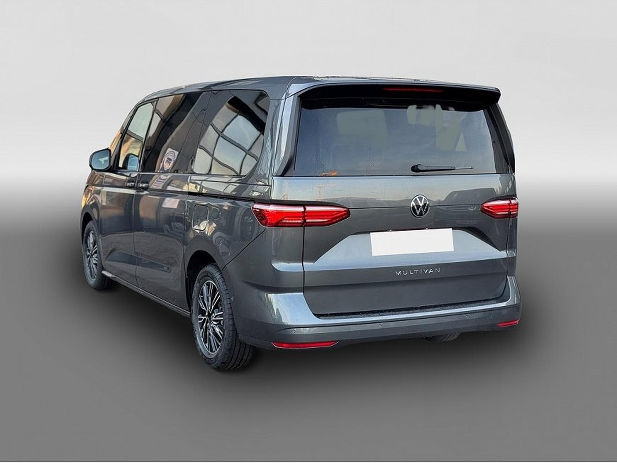 VW Multivan (2024) - Photo 2