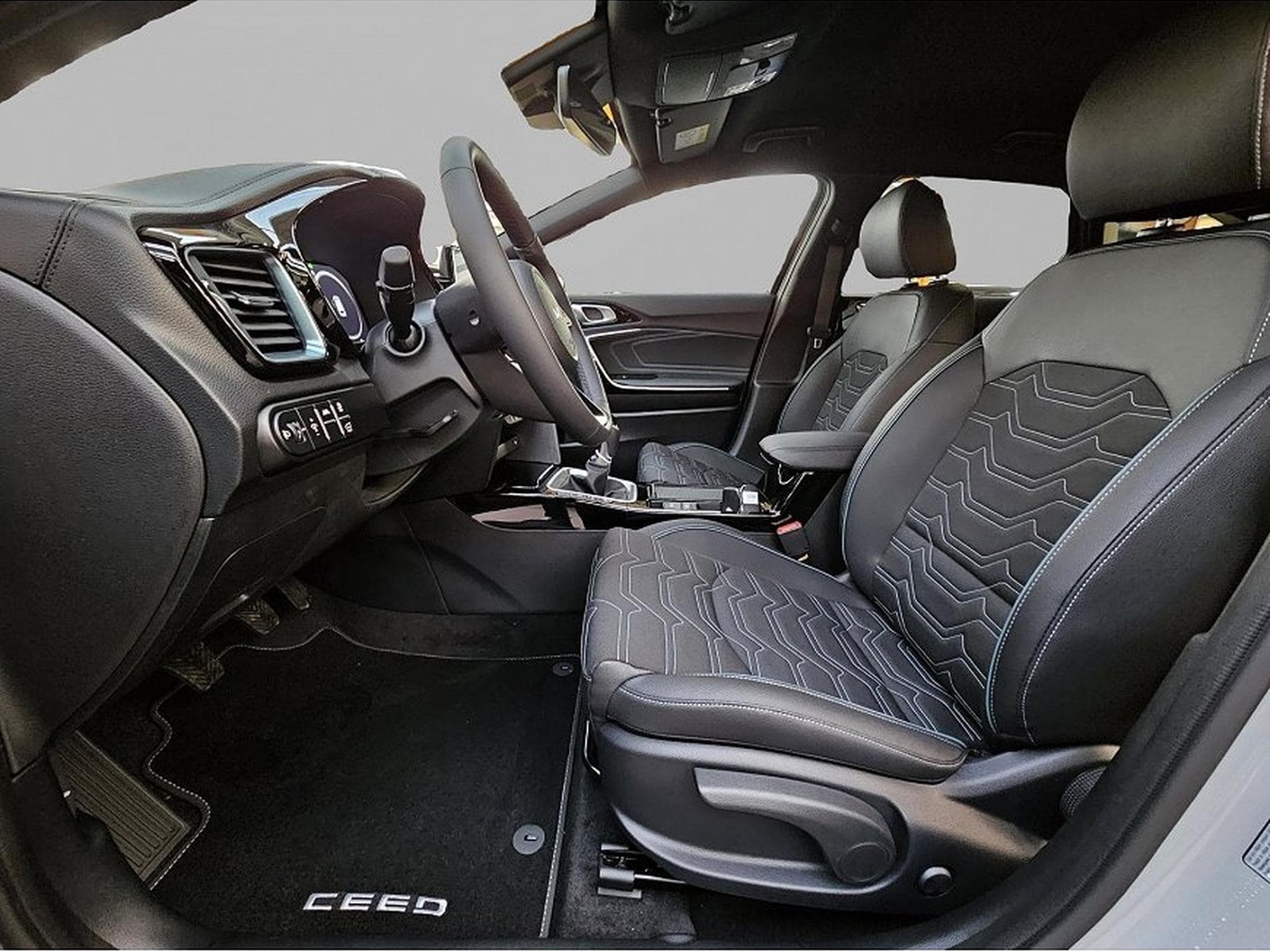 Kia Ceed (2026) - Foto 4