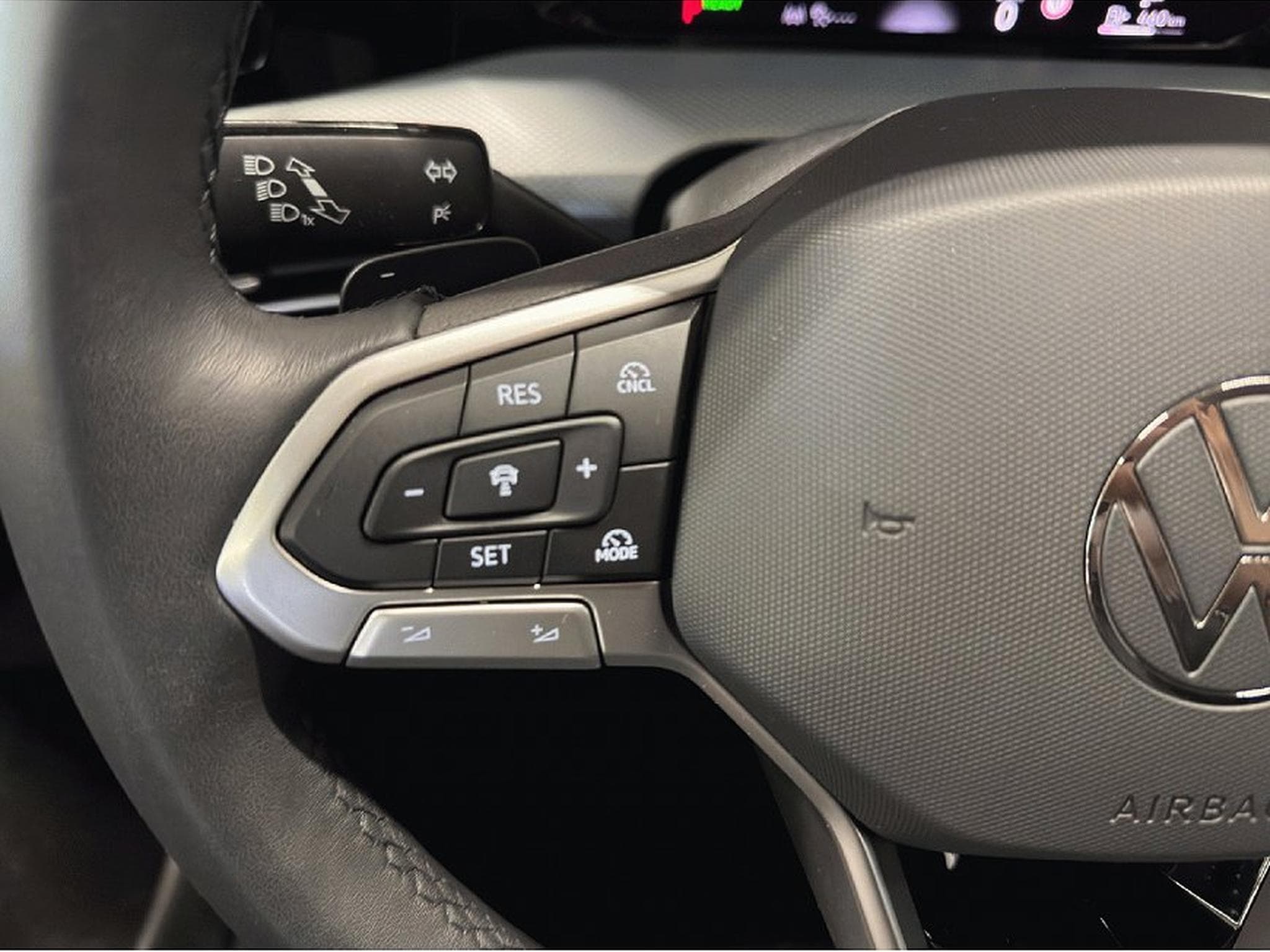 VW Golf (2025) - Photo 15