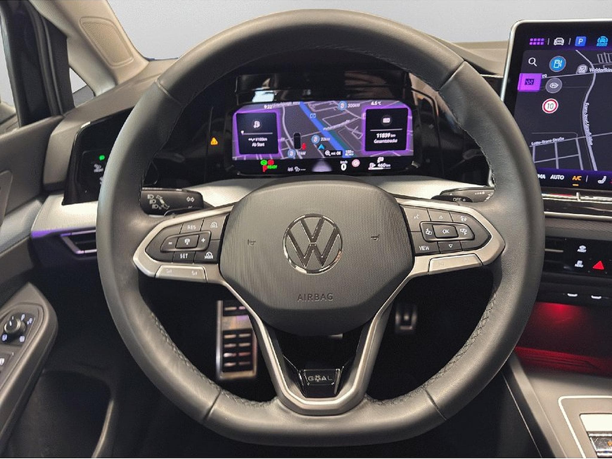 VW Golf (2025) - Photo 17