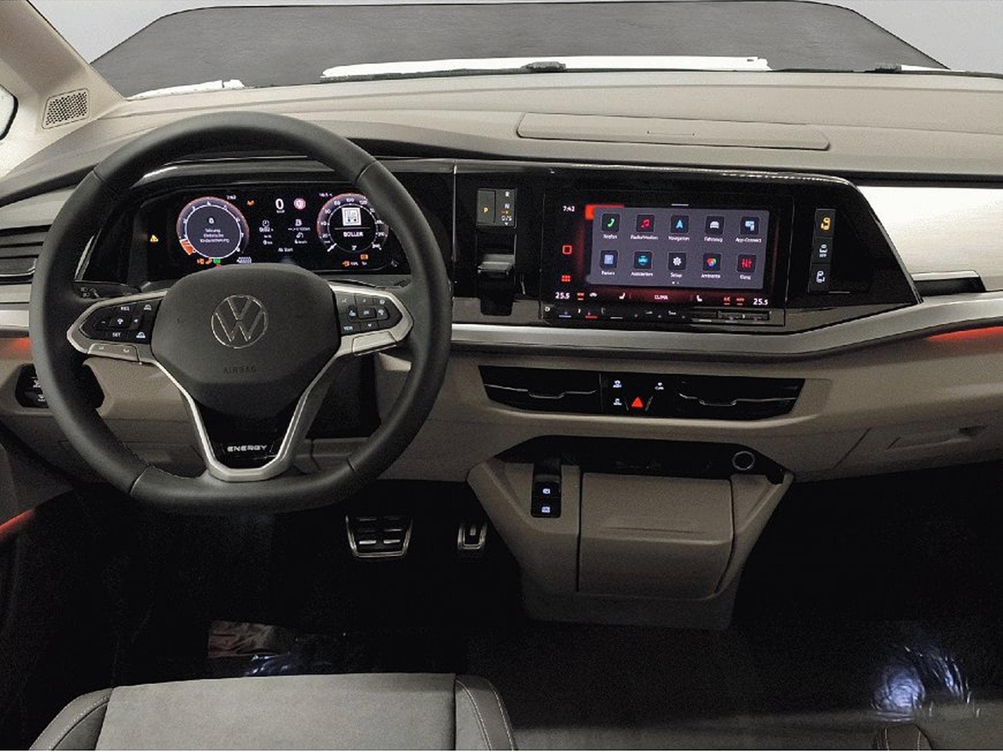 VW Multivan (2026) - Photo 11