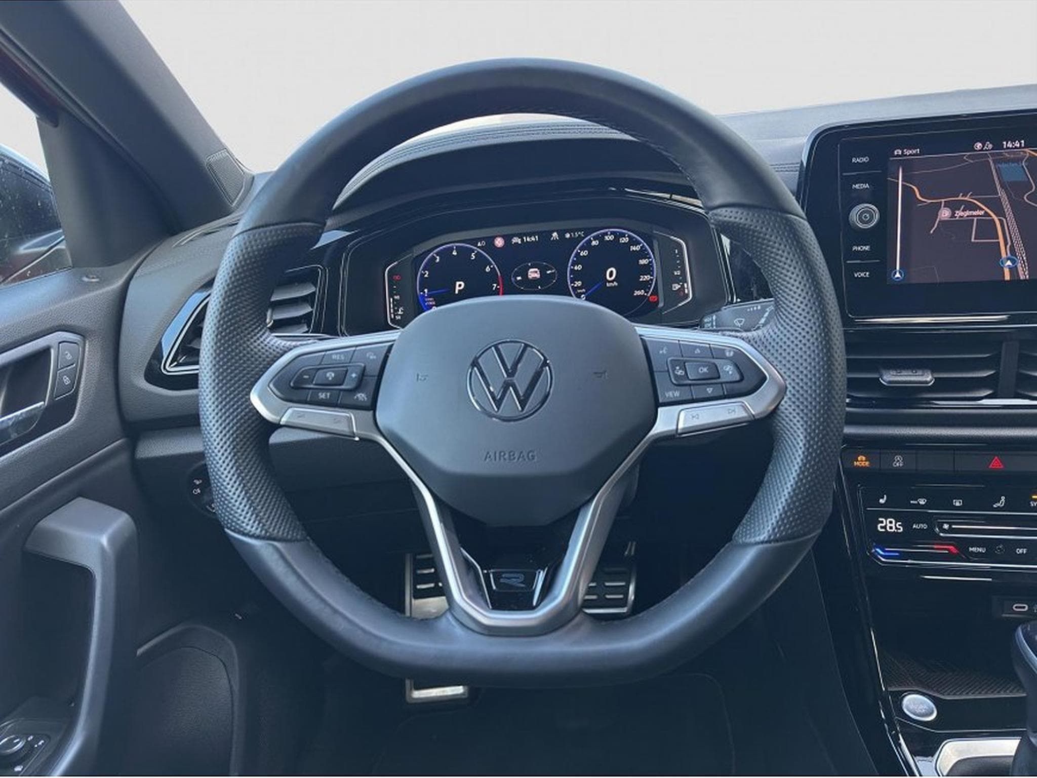 VW T-Roc (2025) - Photo 11