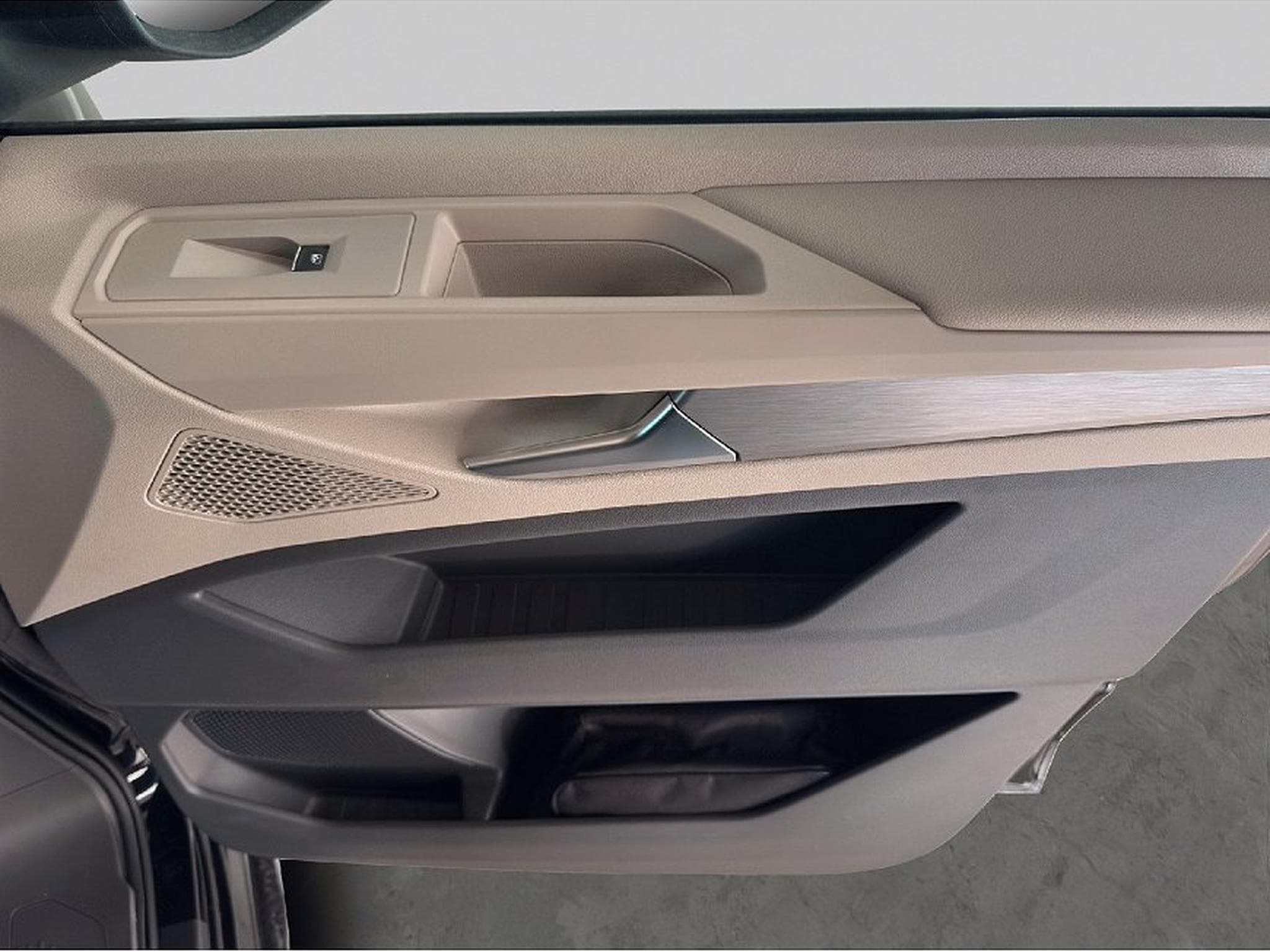 VW Multivan (2026) - Photo 19