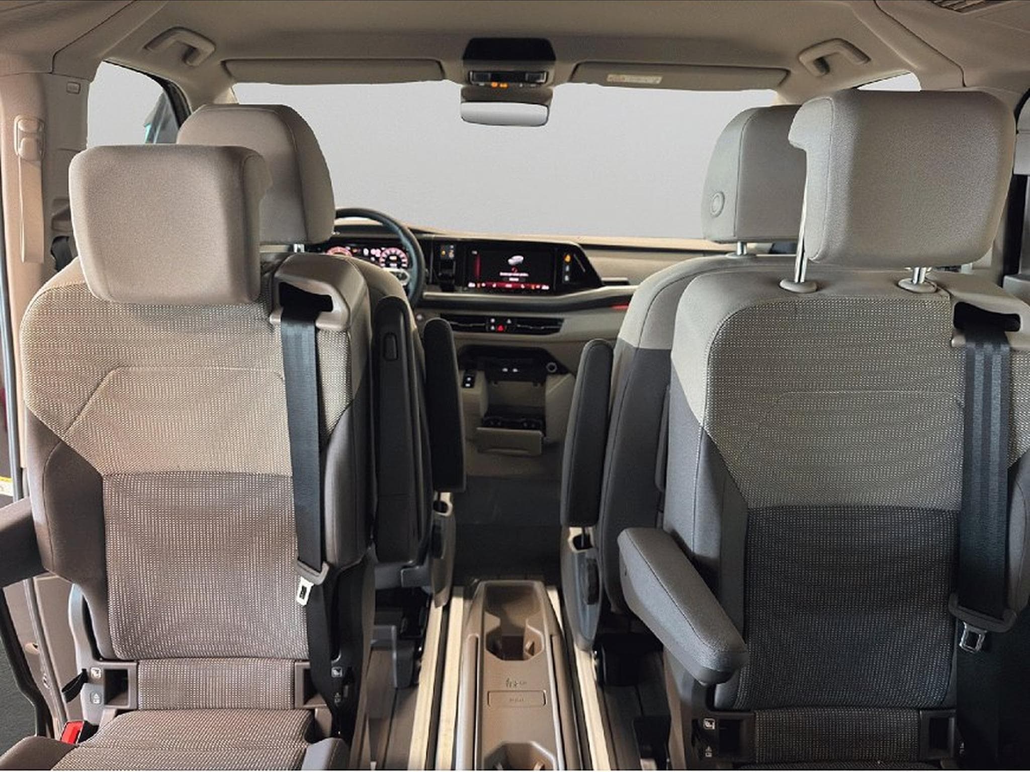 VW Multivan (2026) - Photo 12