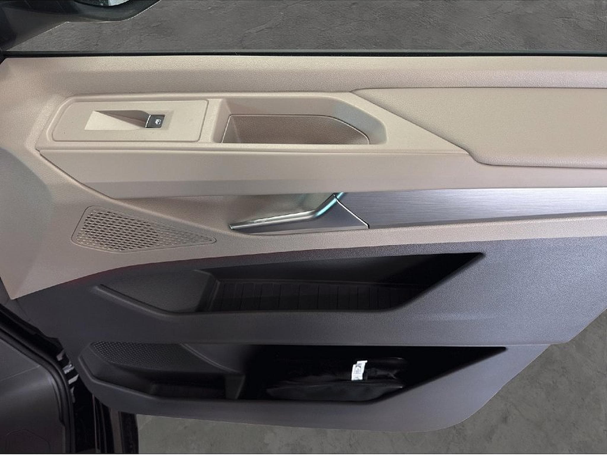 VW Multivan (2026) - Photo 19