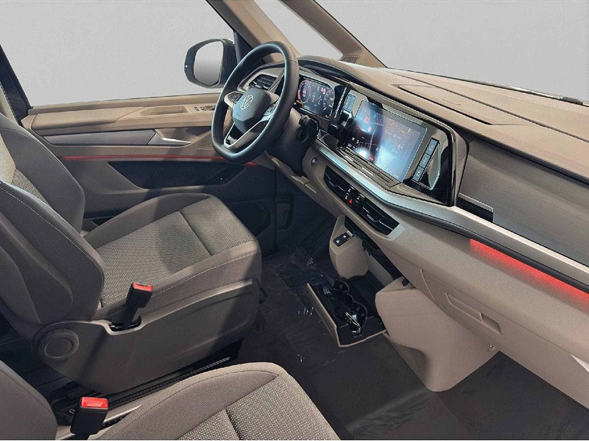 VW Multivan (2026) - Photo 20