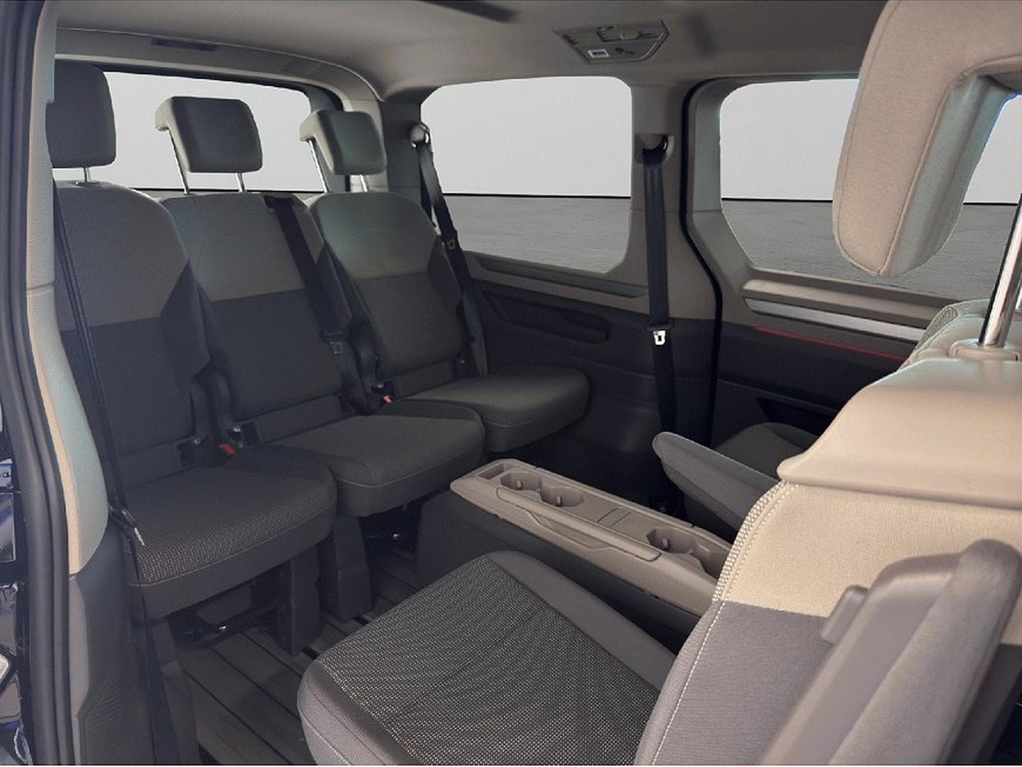 VW Multivan (2026) - Photo 21