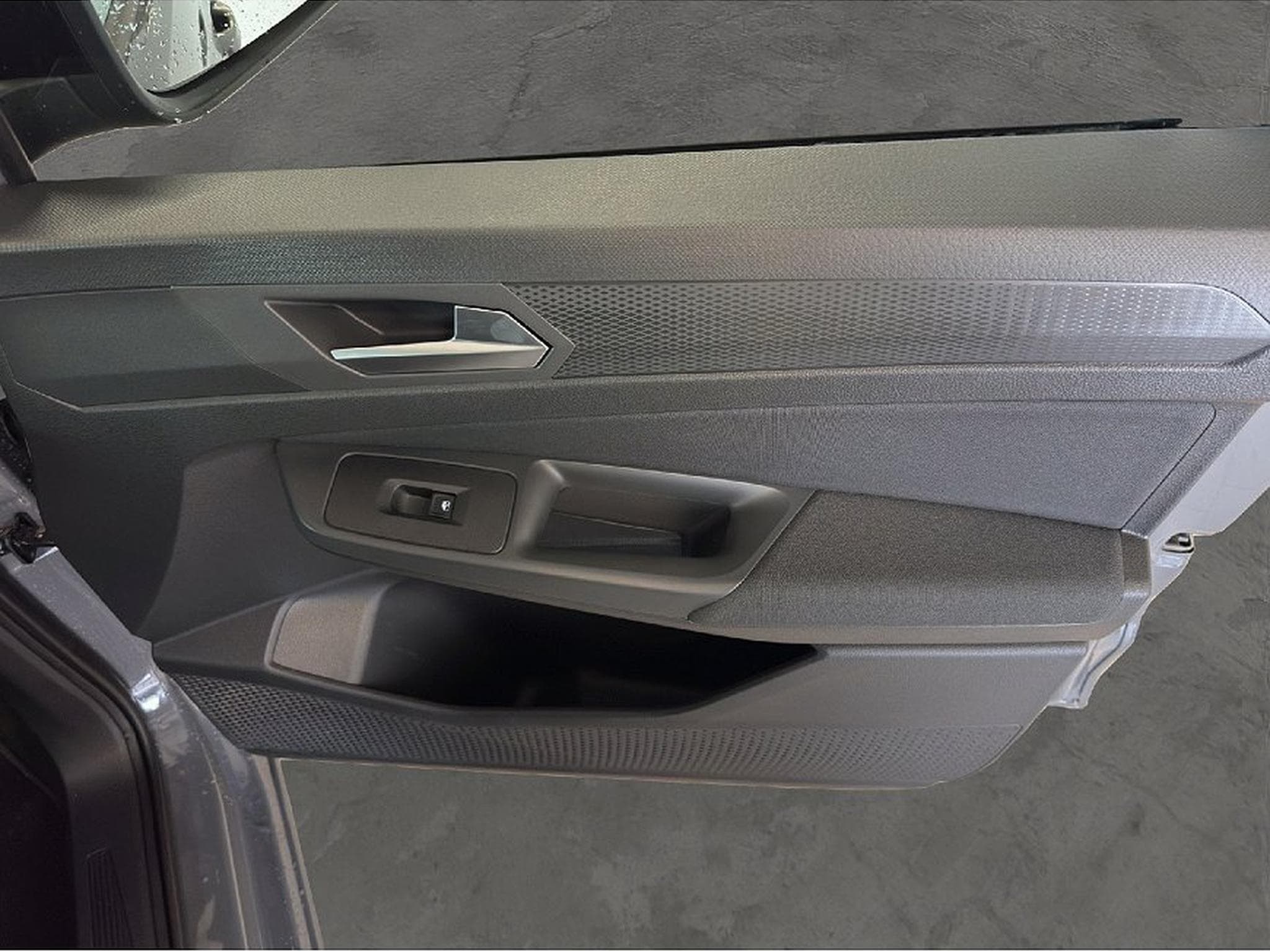 VW Caddy (2025) - Photo 18