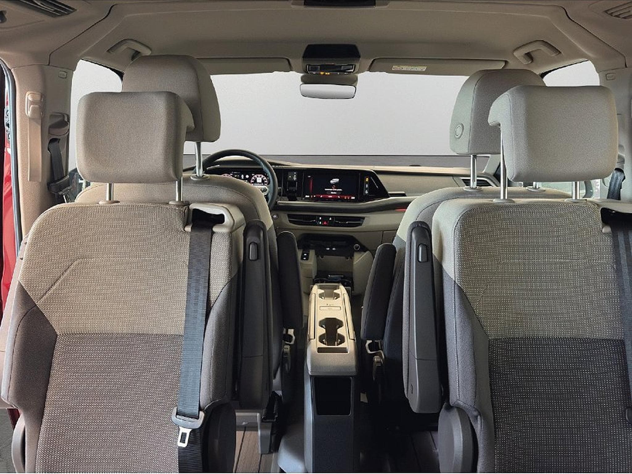 VW Multivan (2026) - Photo 12