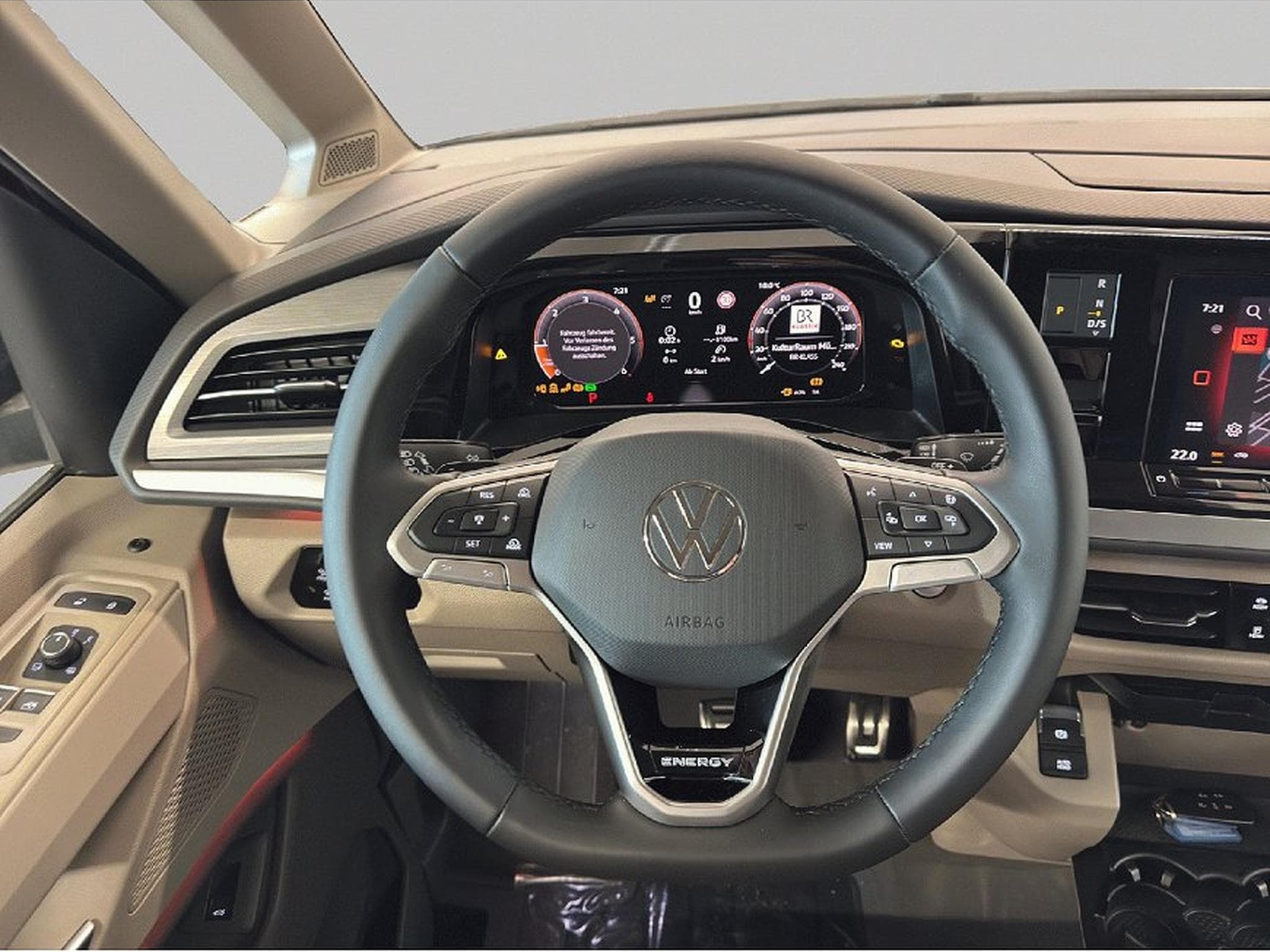 VW Multivan (2026) - Photo 17