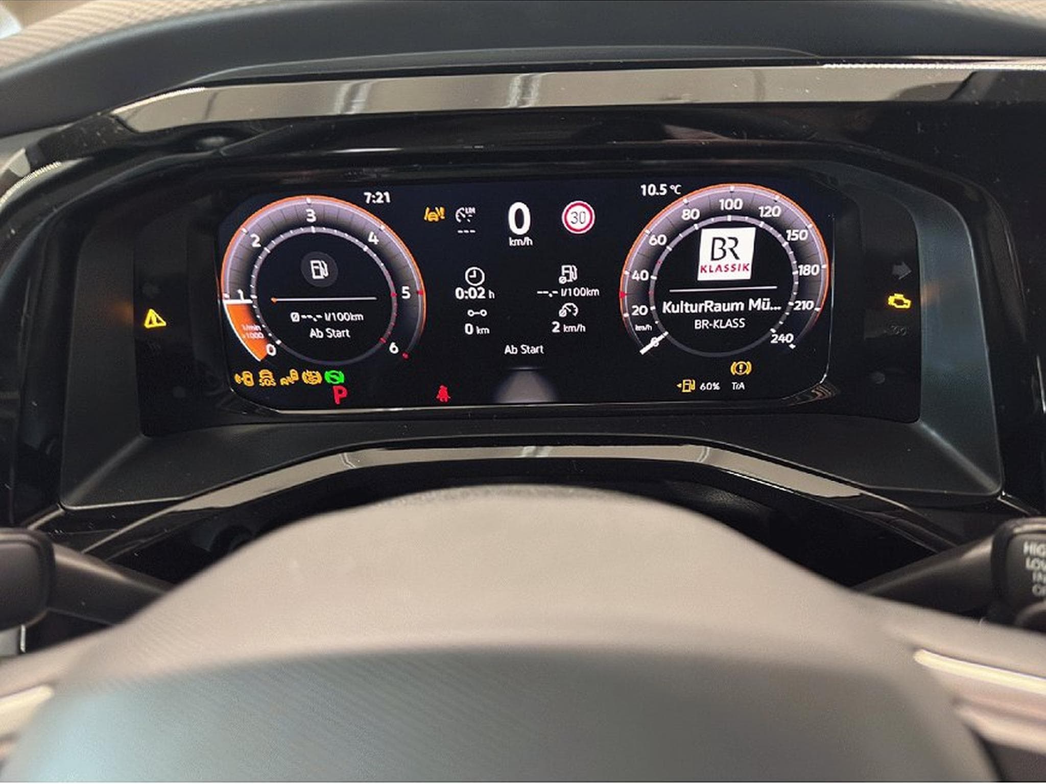 VW Multivan (2026) - Photo 18