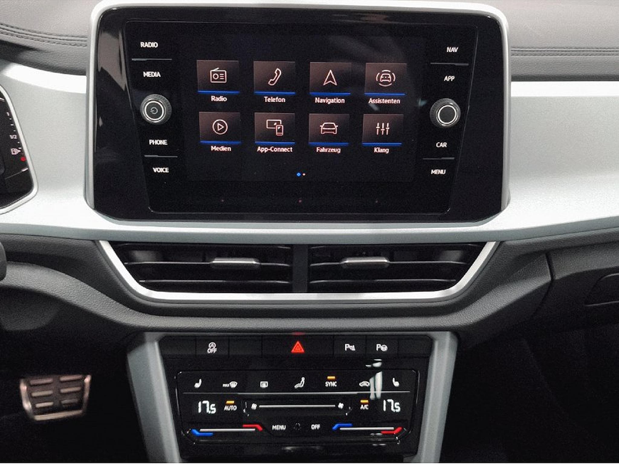 VW T-Roc (2025) - Photo 13