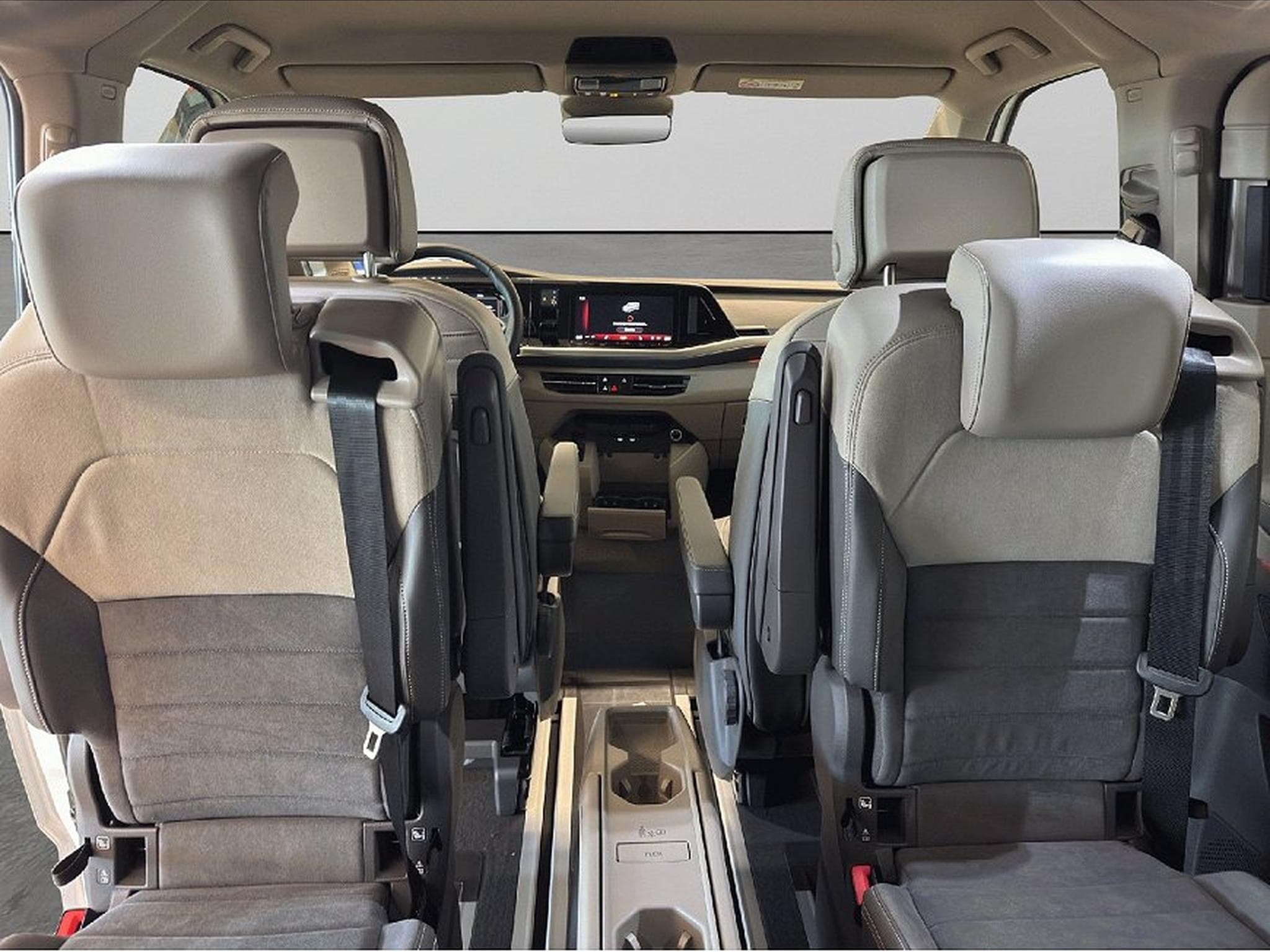 VW Multivan (2026) - Photo 12