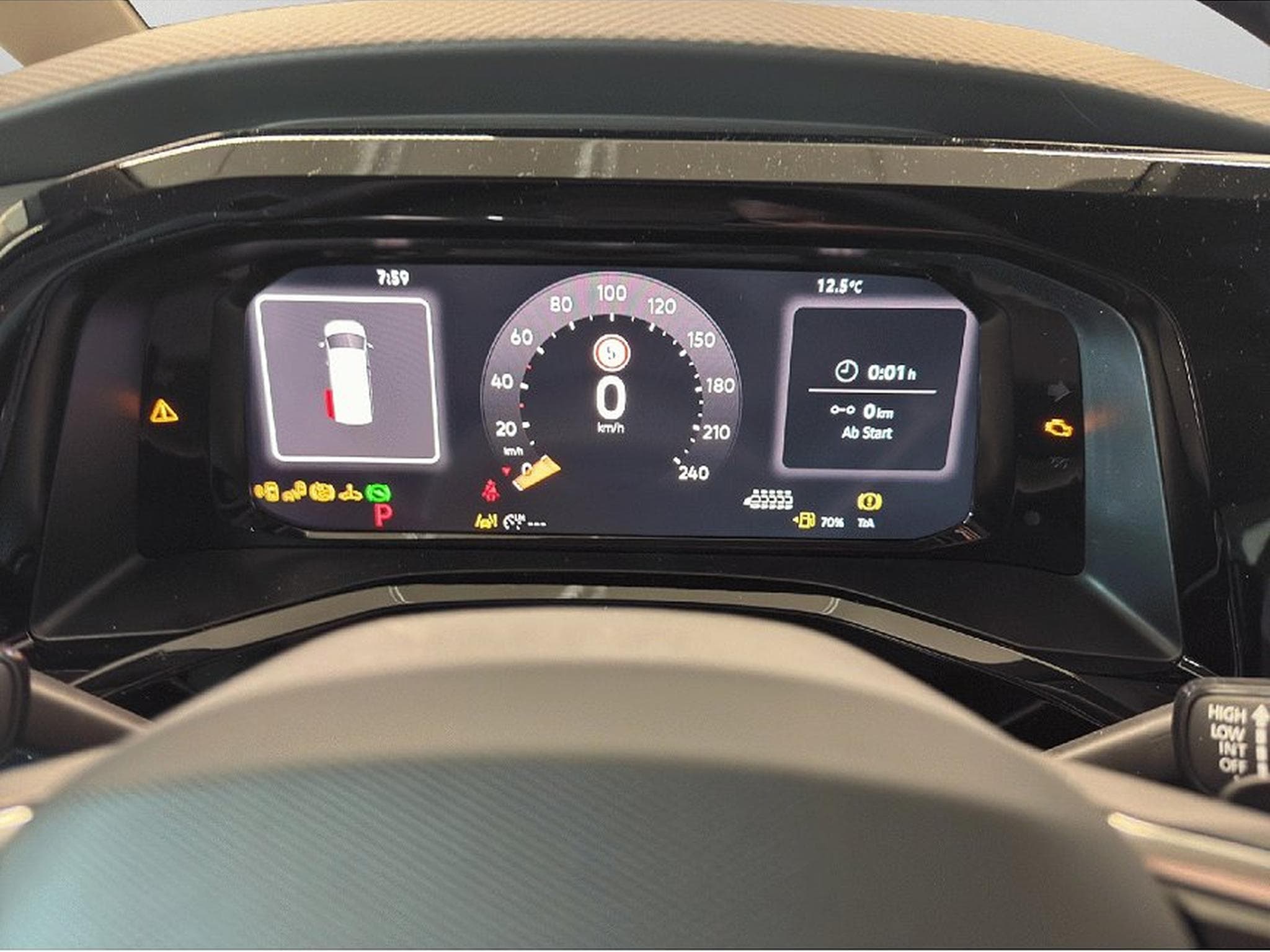 VW Multivan (2026) - Photo 18