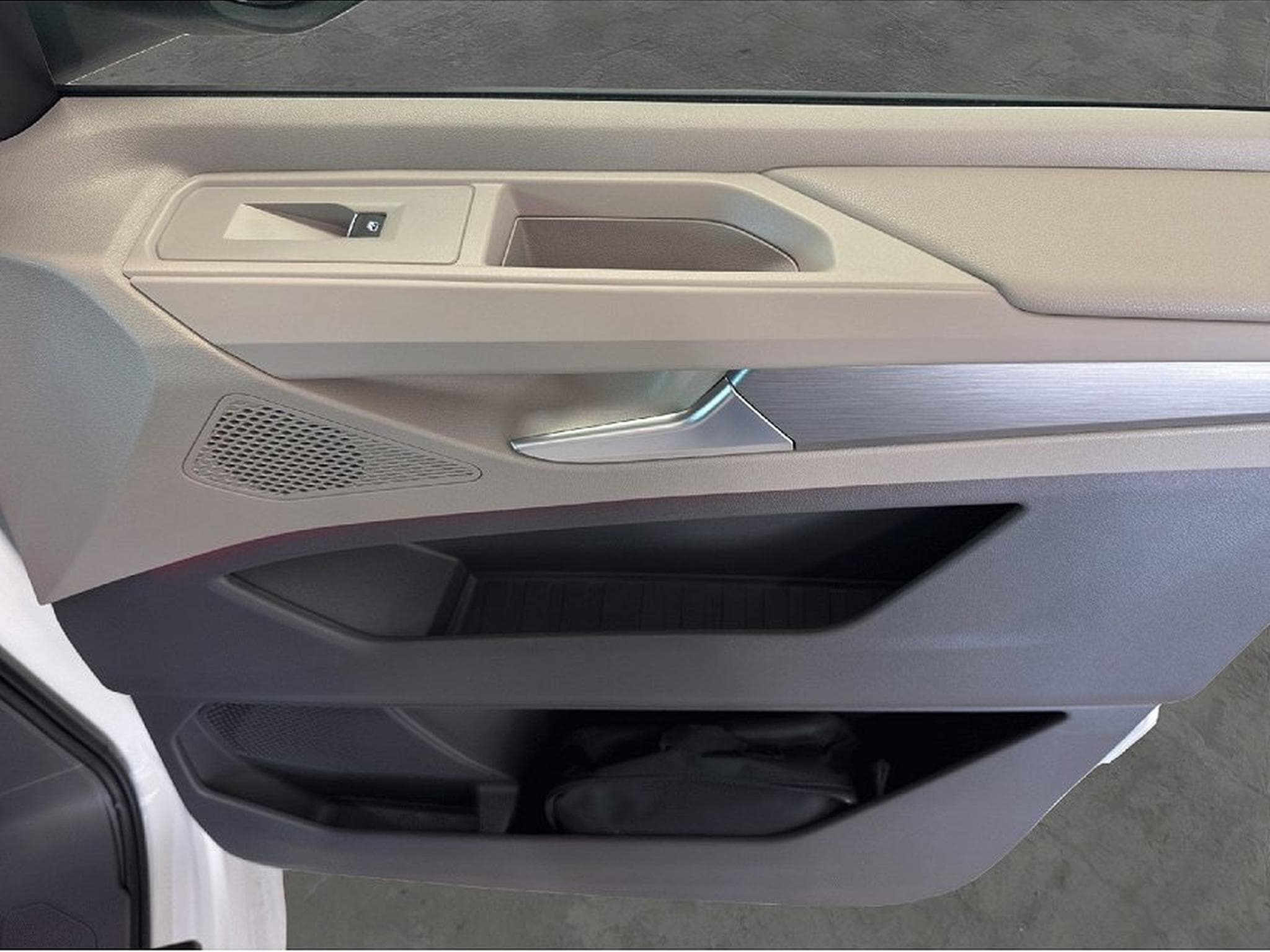 VW Multivan (2026) - Photo 19
