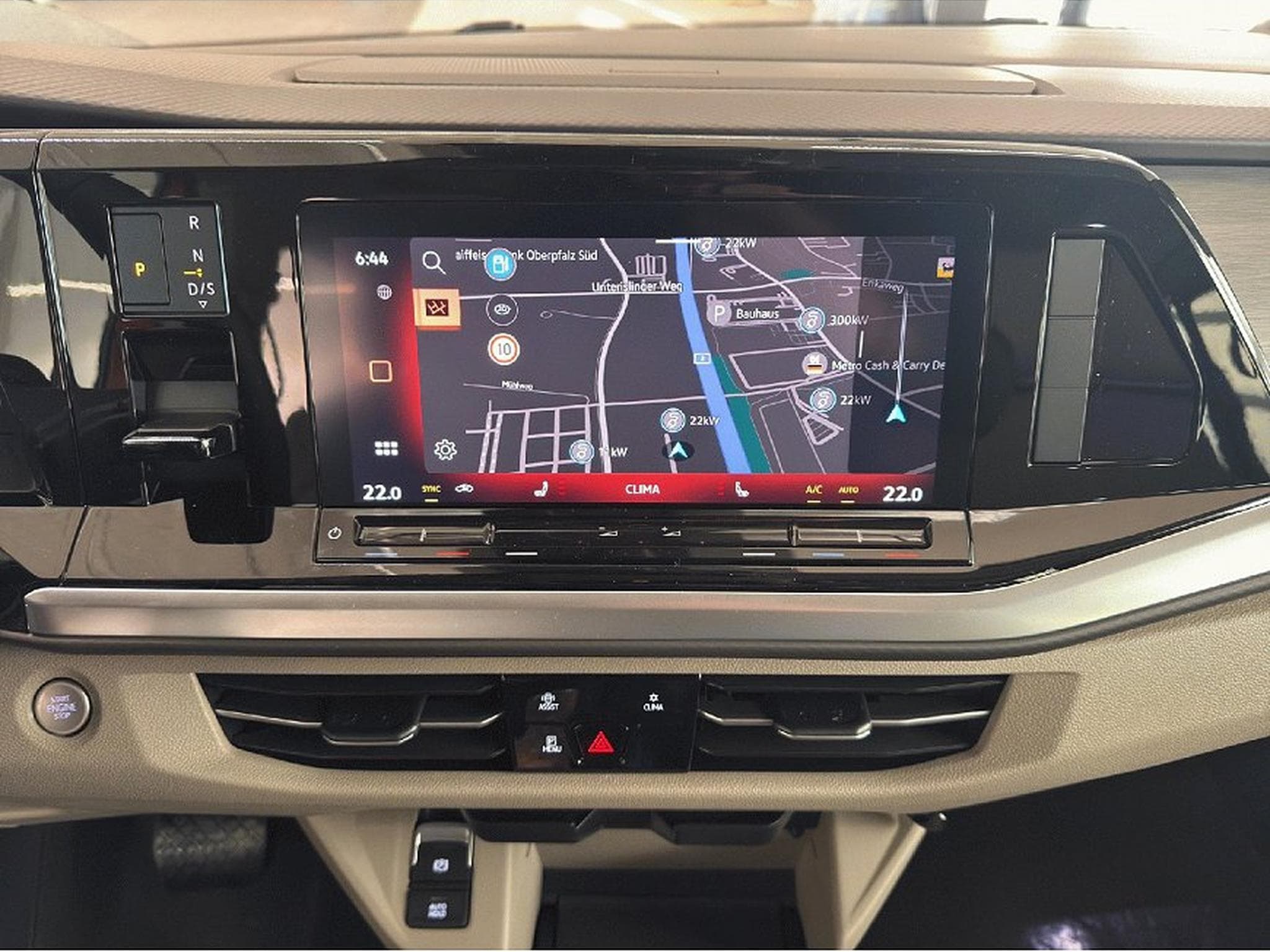 VW Multivan (2026) - Photo 16