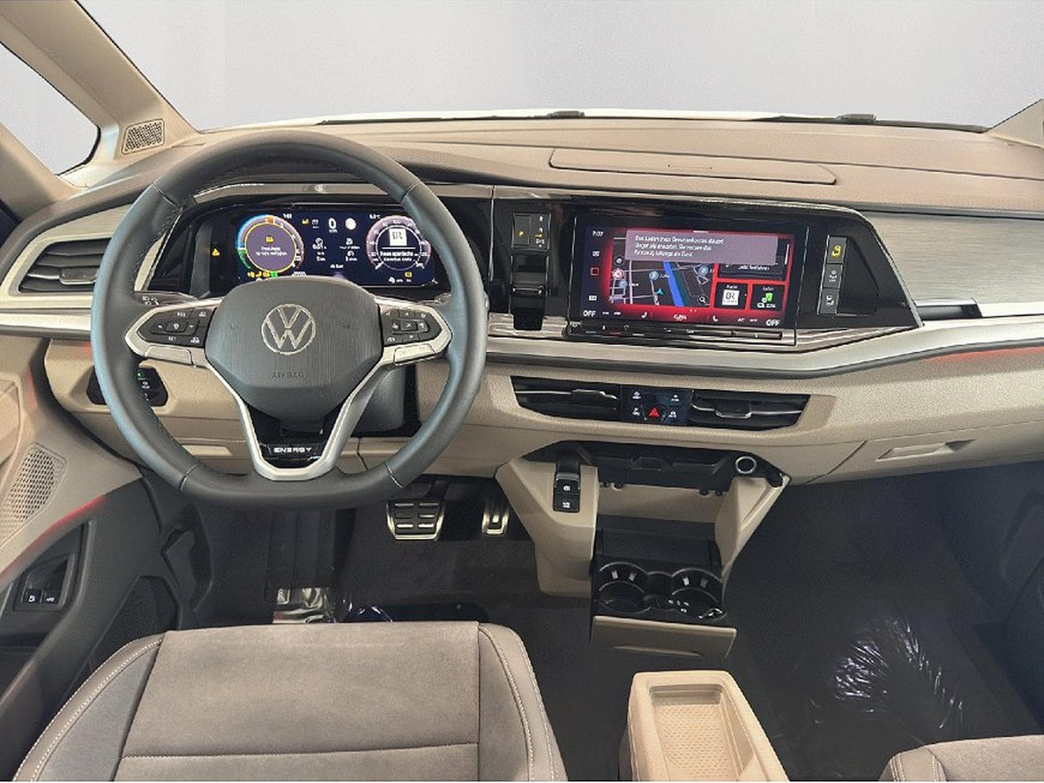 VW Multivan (2026) - Photo 13