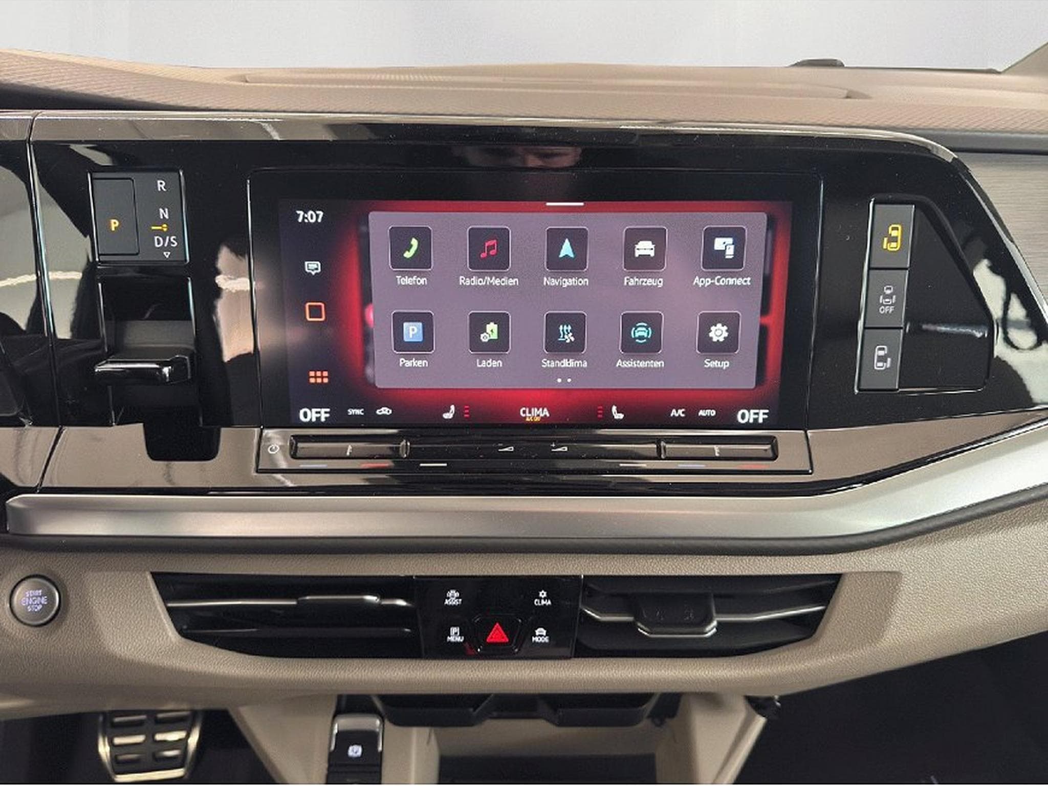 VW Multivan (2026) - Photo 15