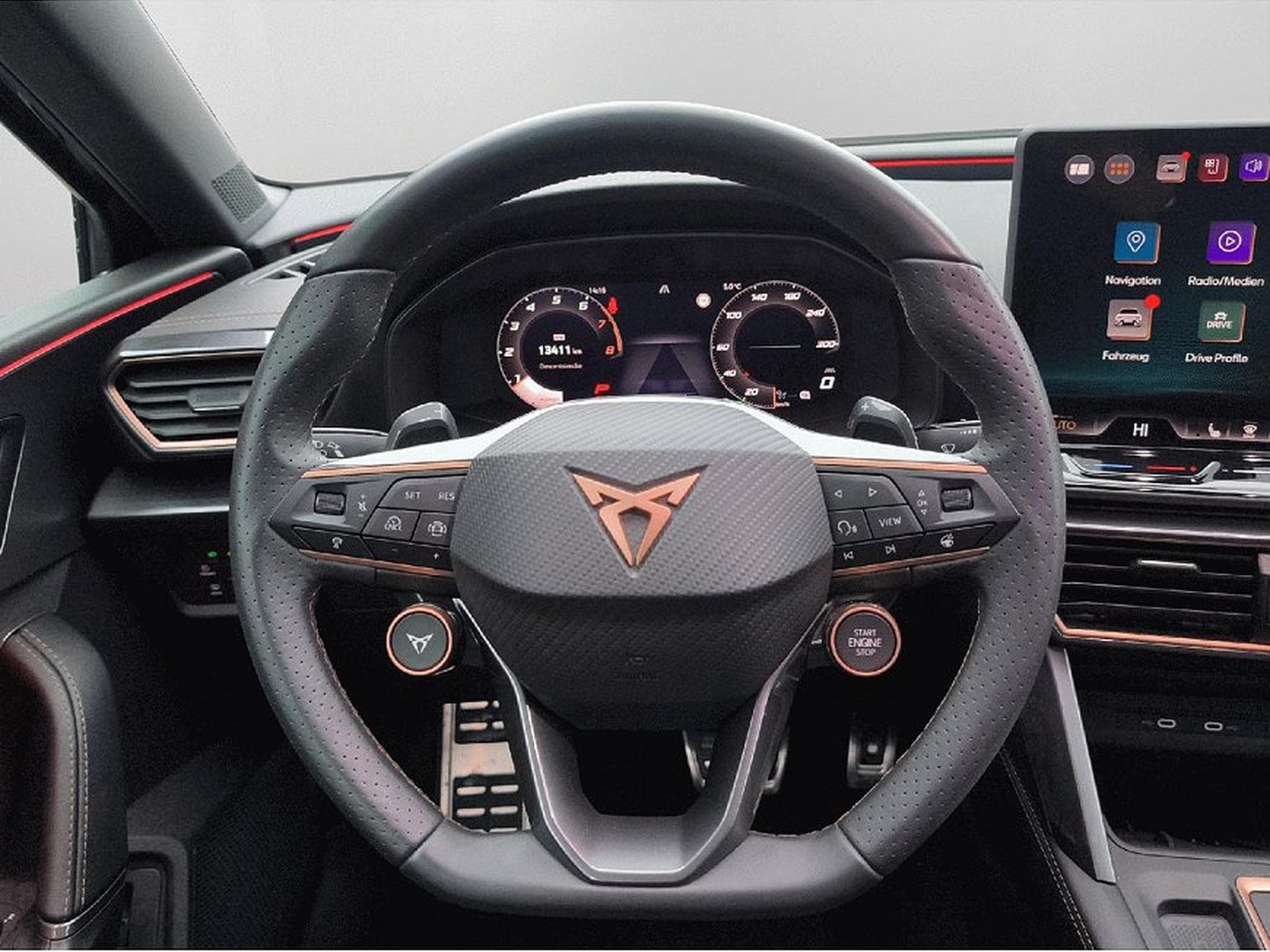 Cupra Leon (2025) - Photo 7