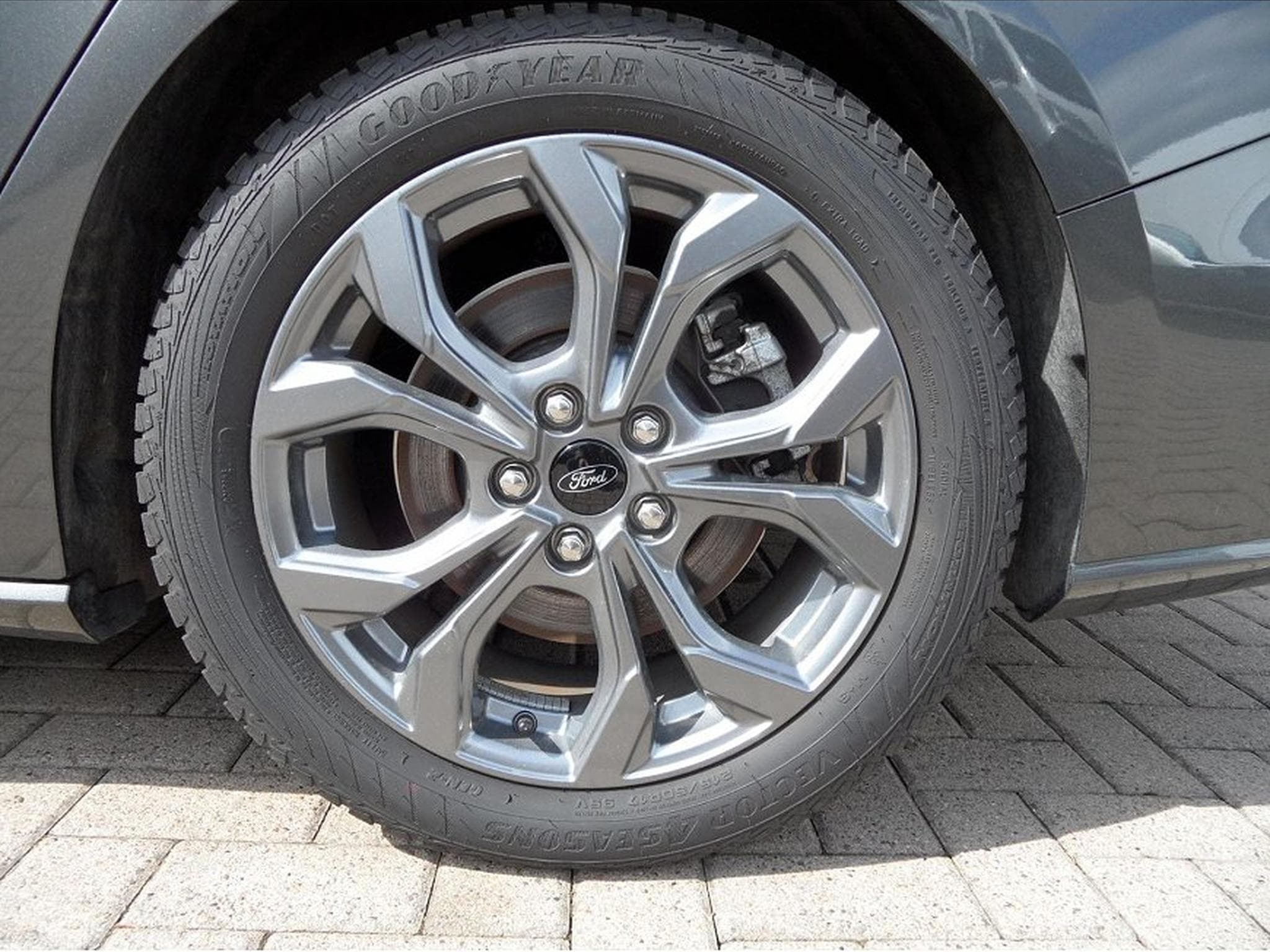 Ford Focus (2026) - Photo 18