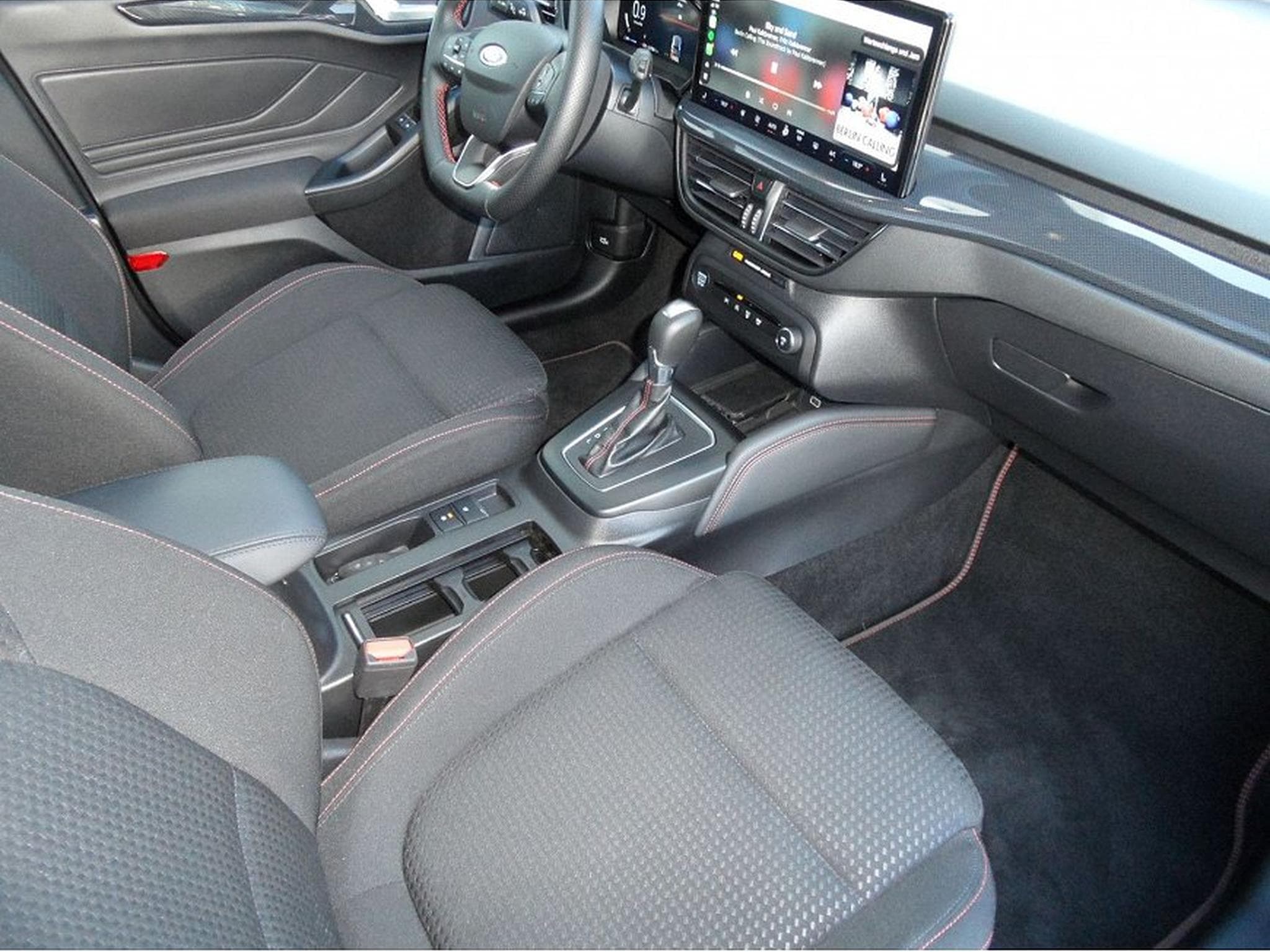 Ford Focus (2026) - Photo 9