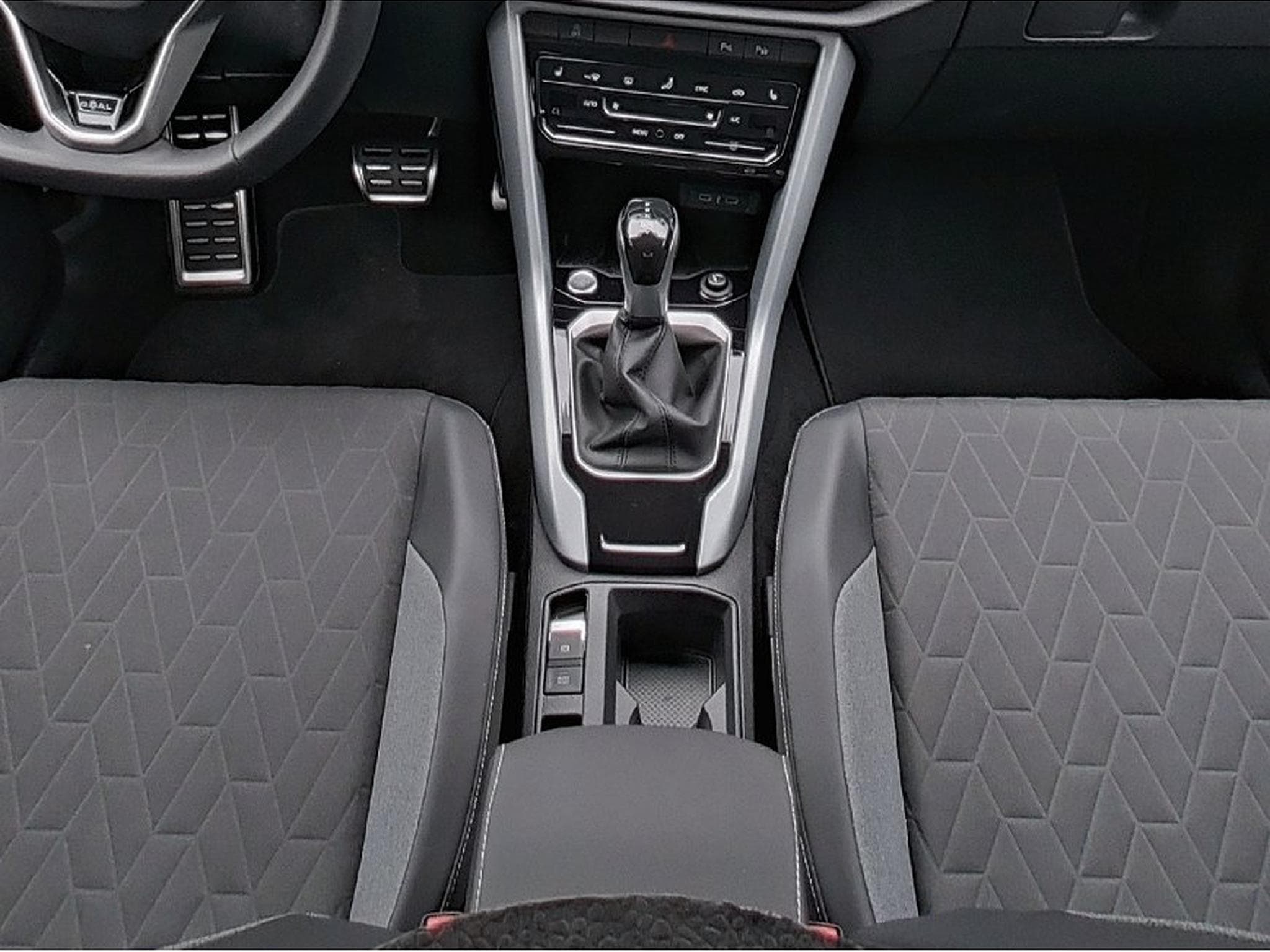 VW T-Roc (2025) - Photo 12