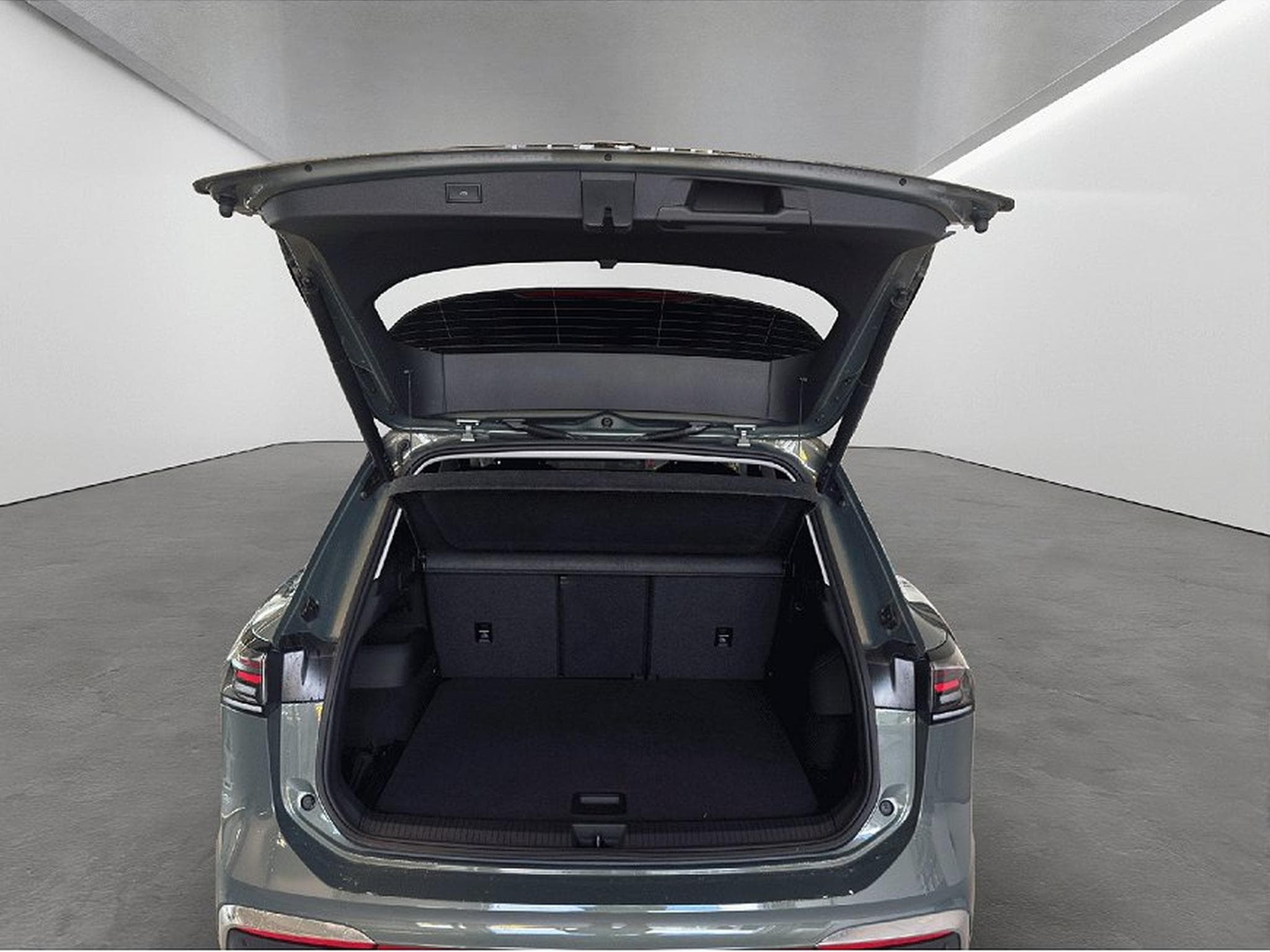 VW Tiguan (2025) - Photo 6