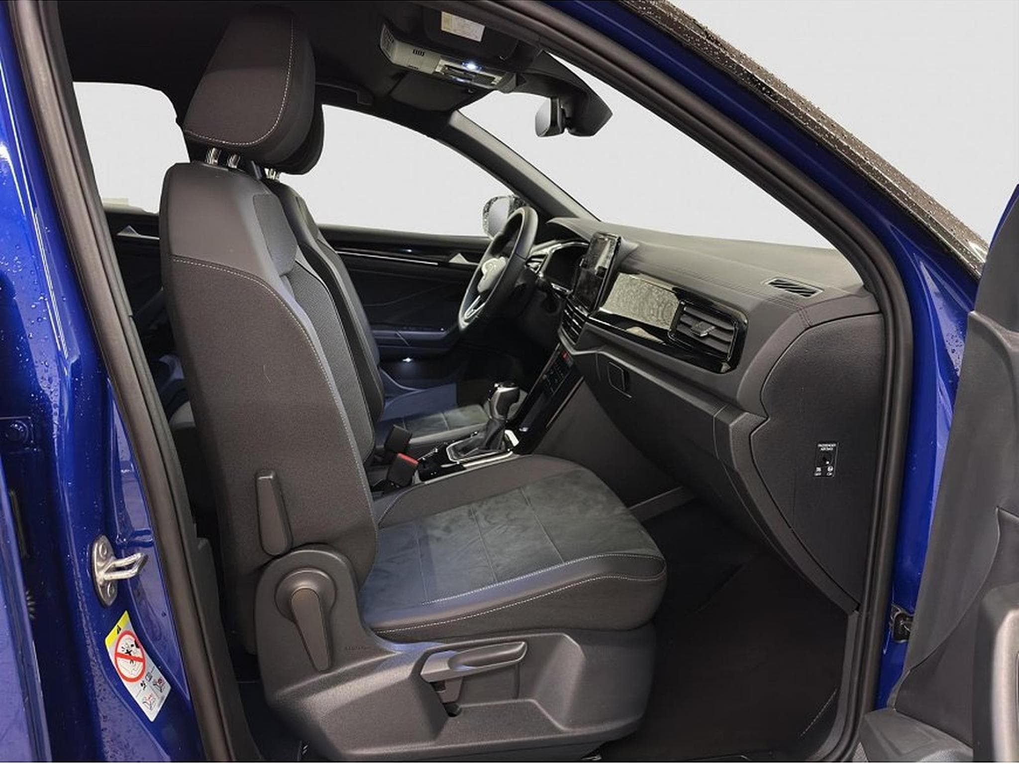 VW T-Roc (2025) - Photo 12