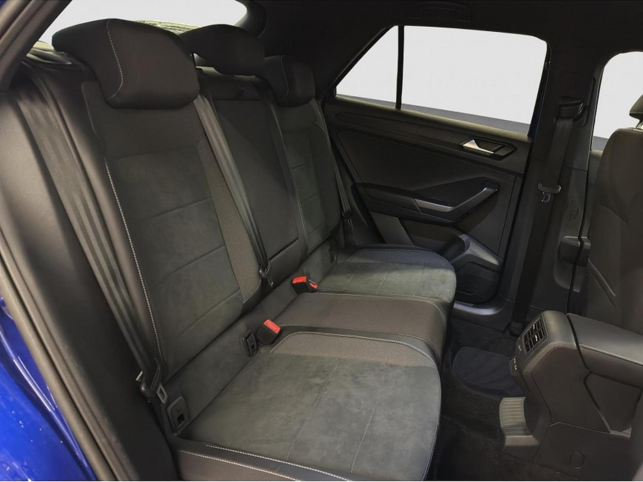 VW T-Roc (2025) - Photo 18